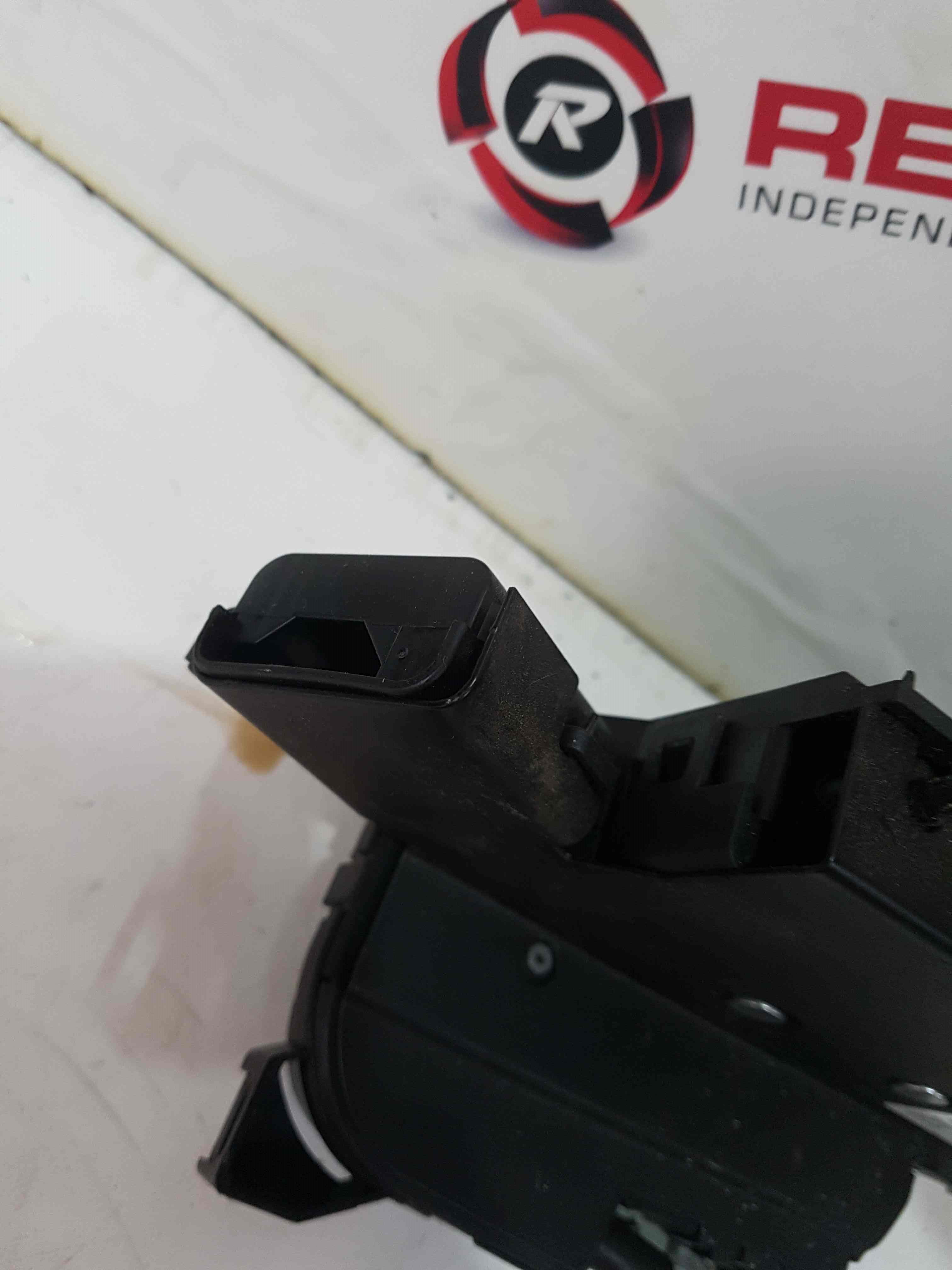 Thumb 4 Renault Clio MK4 2013-2019 Passenger NSR Door Lock Mechanism  825017868R