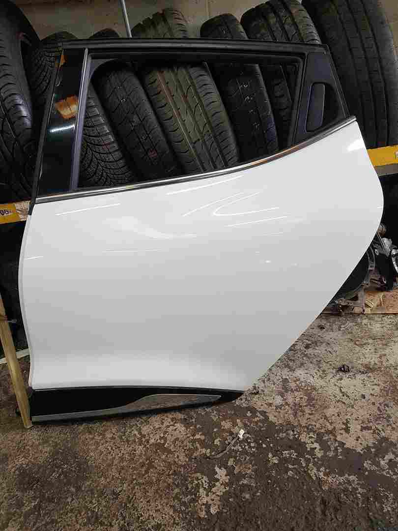 Thumb 6 Renault Clio MK4 2013-2019 Passenger NSR Rear Door White Ov369