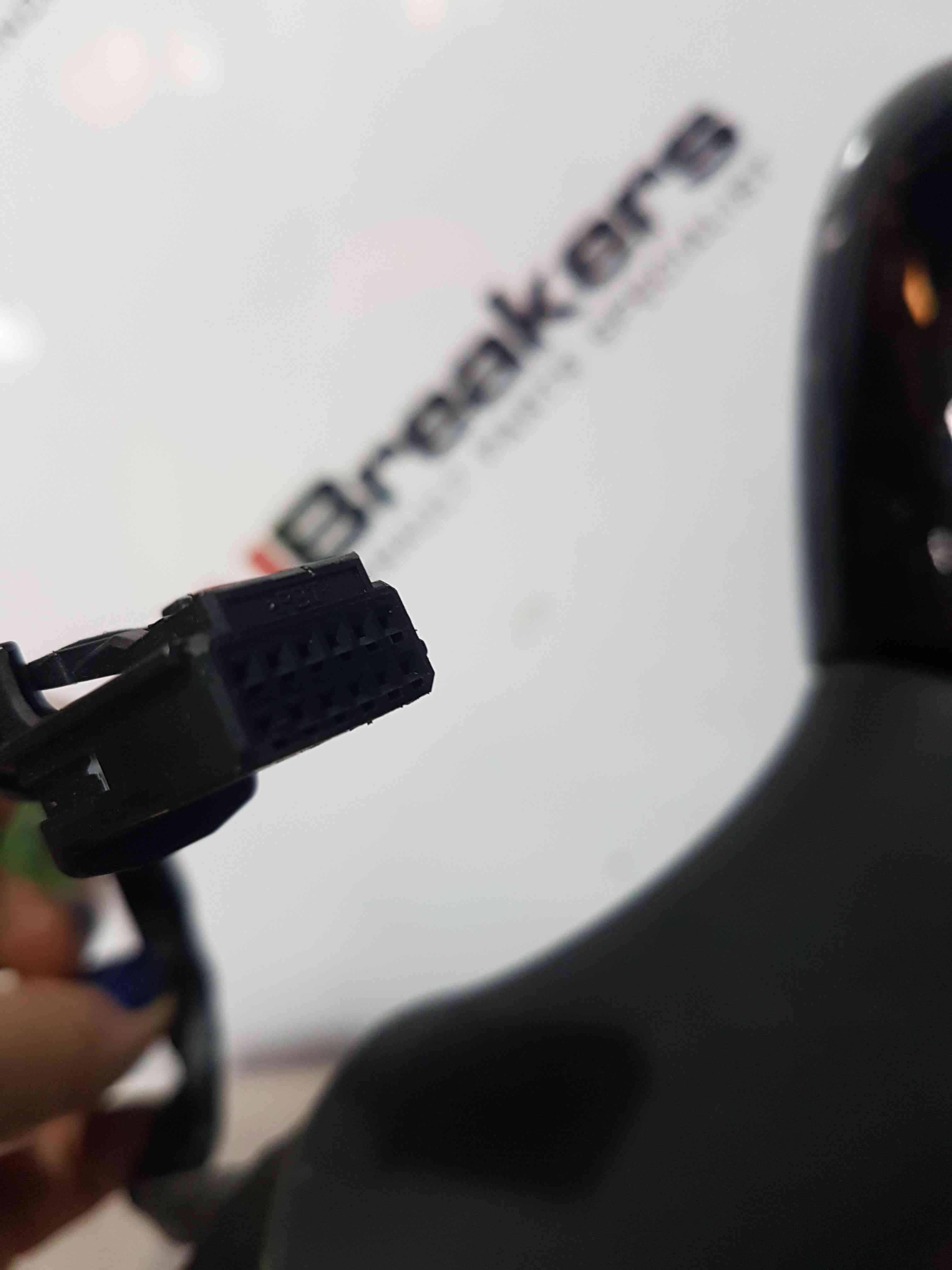 Thumb 5 Renault Clio MK4 2013-2019 Passenger Ns Wing Mirror Black Tegne Cracked Glass