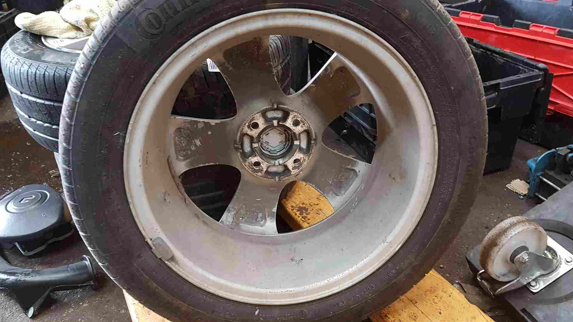 Thumb 3 Renault Clio MK4 2013-2019 Passion Alloy Wheel + Tyre 195 55 16 5Mm 3/5 