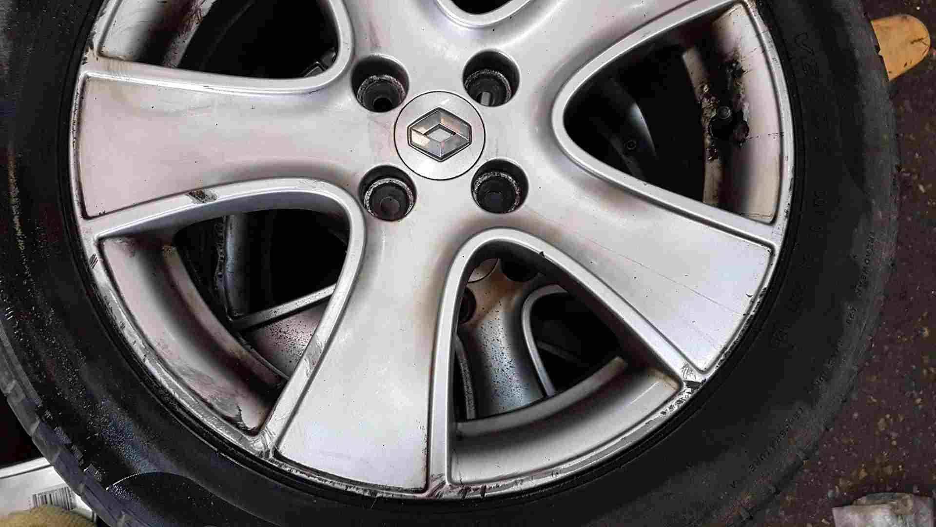 Thumb 2 Renault Clio MK4 2013-2019 Passion Alloy Wheel + Tyre 195 55 16 5Mm 3/5 1120