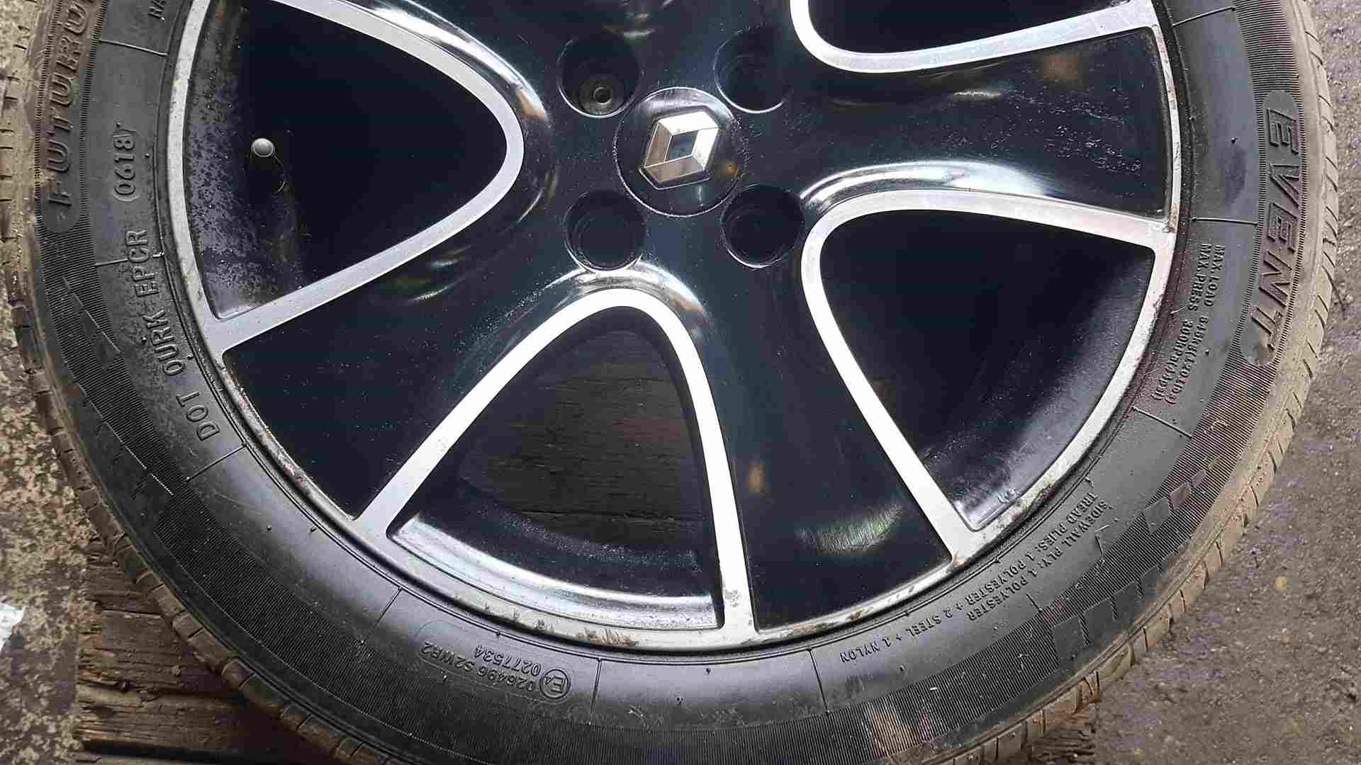 Thumb 3 Renault Clio MK4 2013-2019 Passion Alloy Wheel Black + Tyre 195 55 16 5Mm Tread