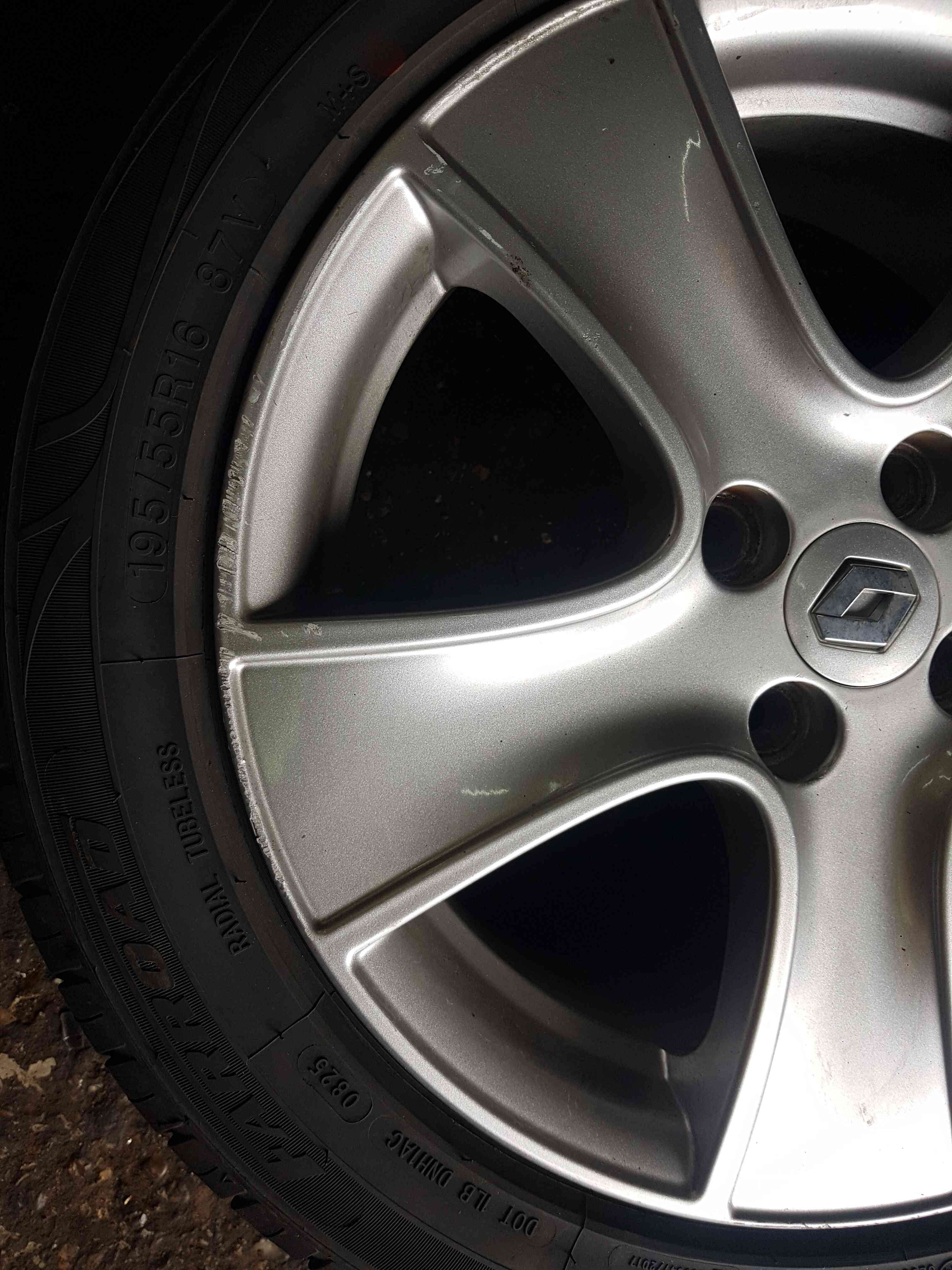 Thumb 4 Renault Clio MK4 2013-2019 Passion Alloy Wheel + Tyre 195 55 16 7Mm 3/5