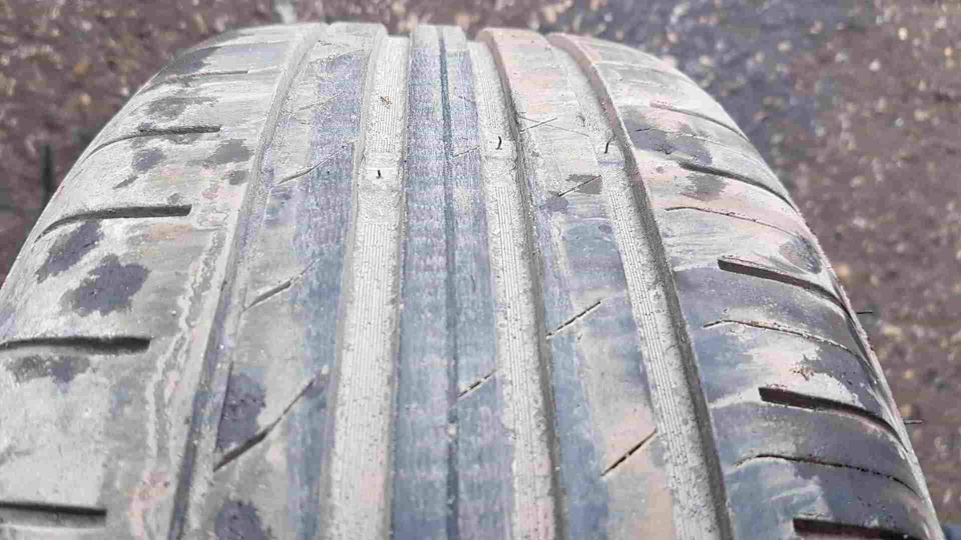 Thumb 5 Renault Clio MK4 2013-2019 Passion Alloy Wheel + Tyre 205 55 16 6Mm 3/5