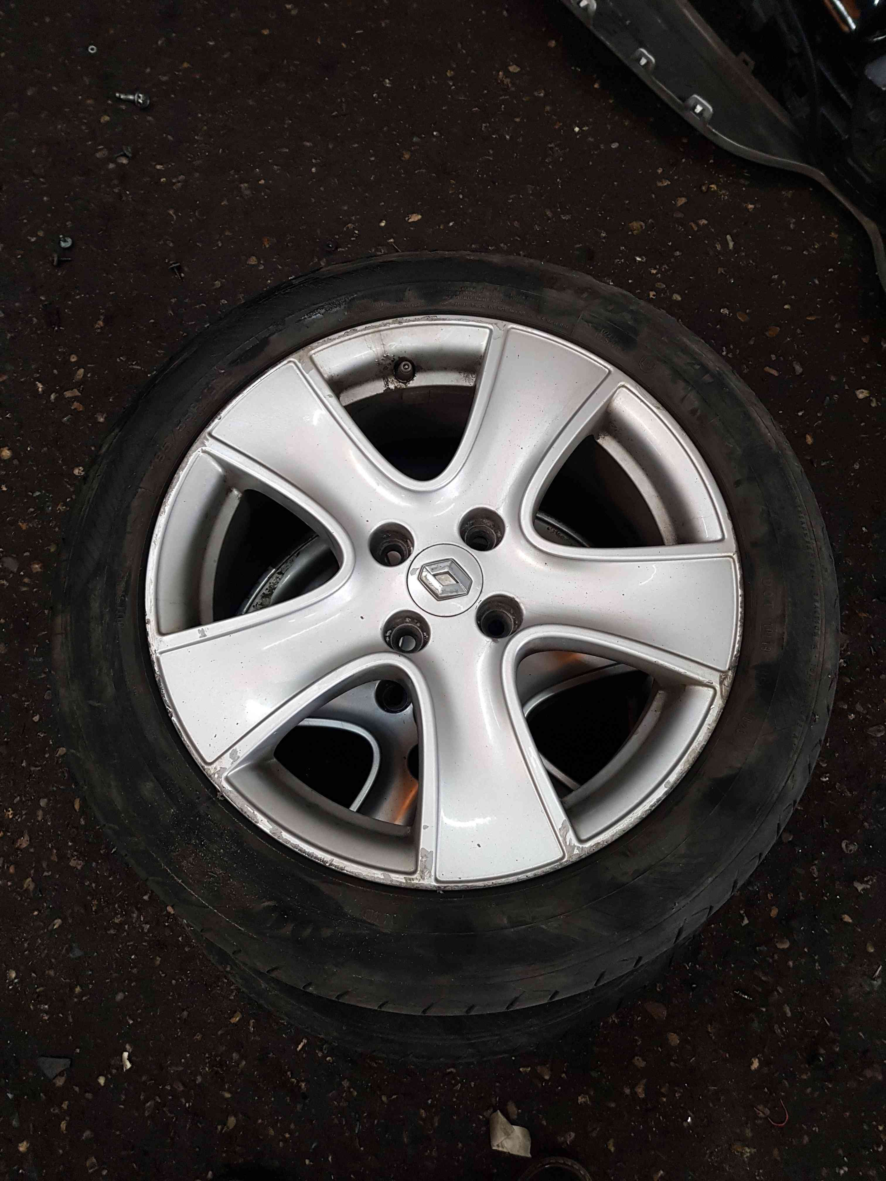 Thumb 3 Renault Clio MK4 2013-2019 Passion Alloy Wheel 16 inch 3/5 403006502R