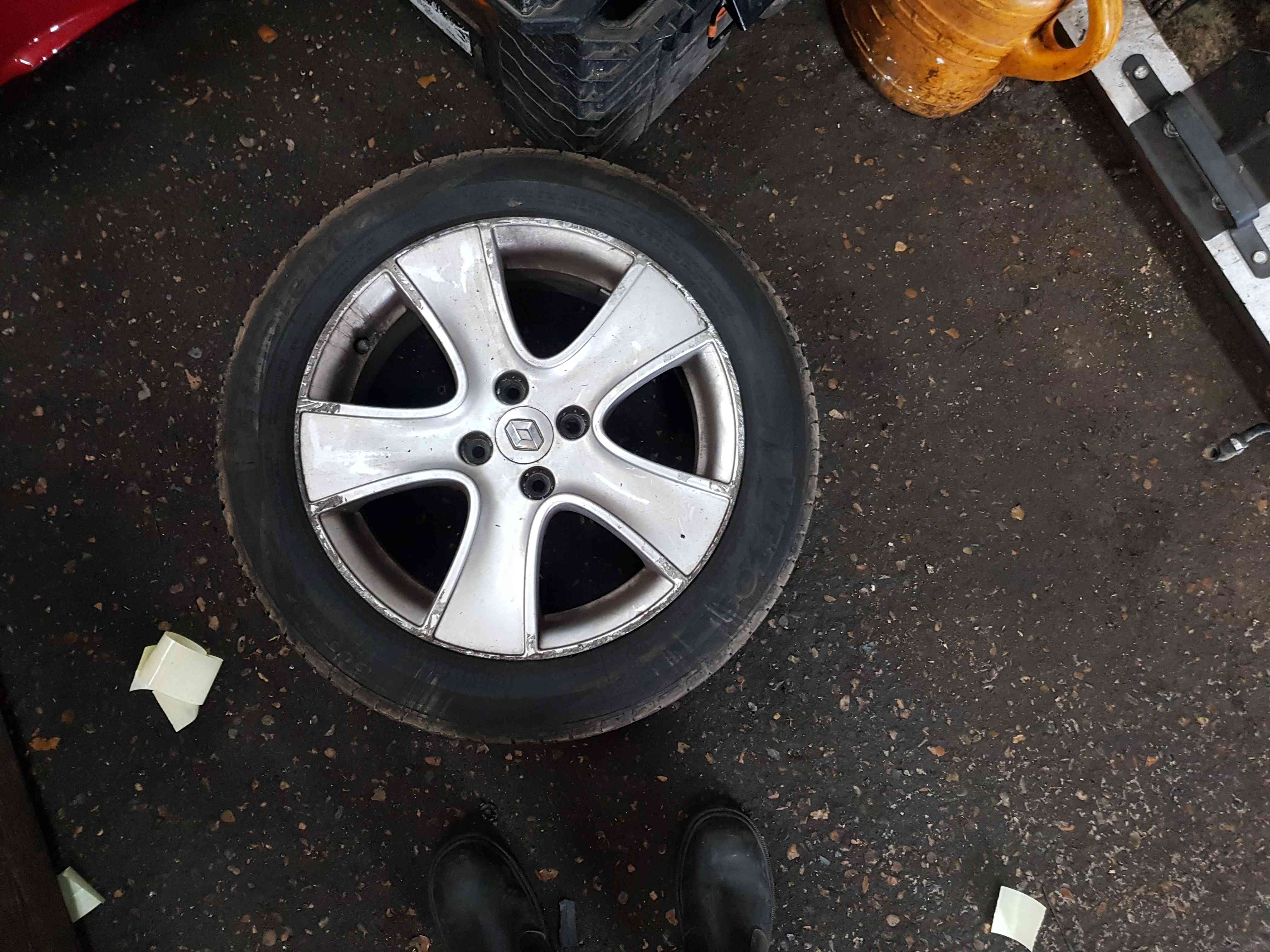 Thumb 3 Renault Clio MK4 2013-2019 Passion Alloy Wheel 16Inch 2/5 103006502R
