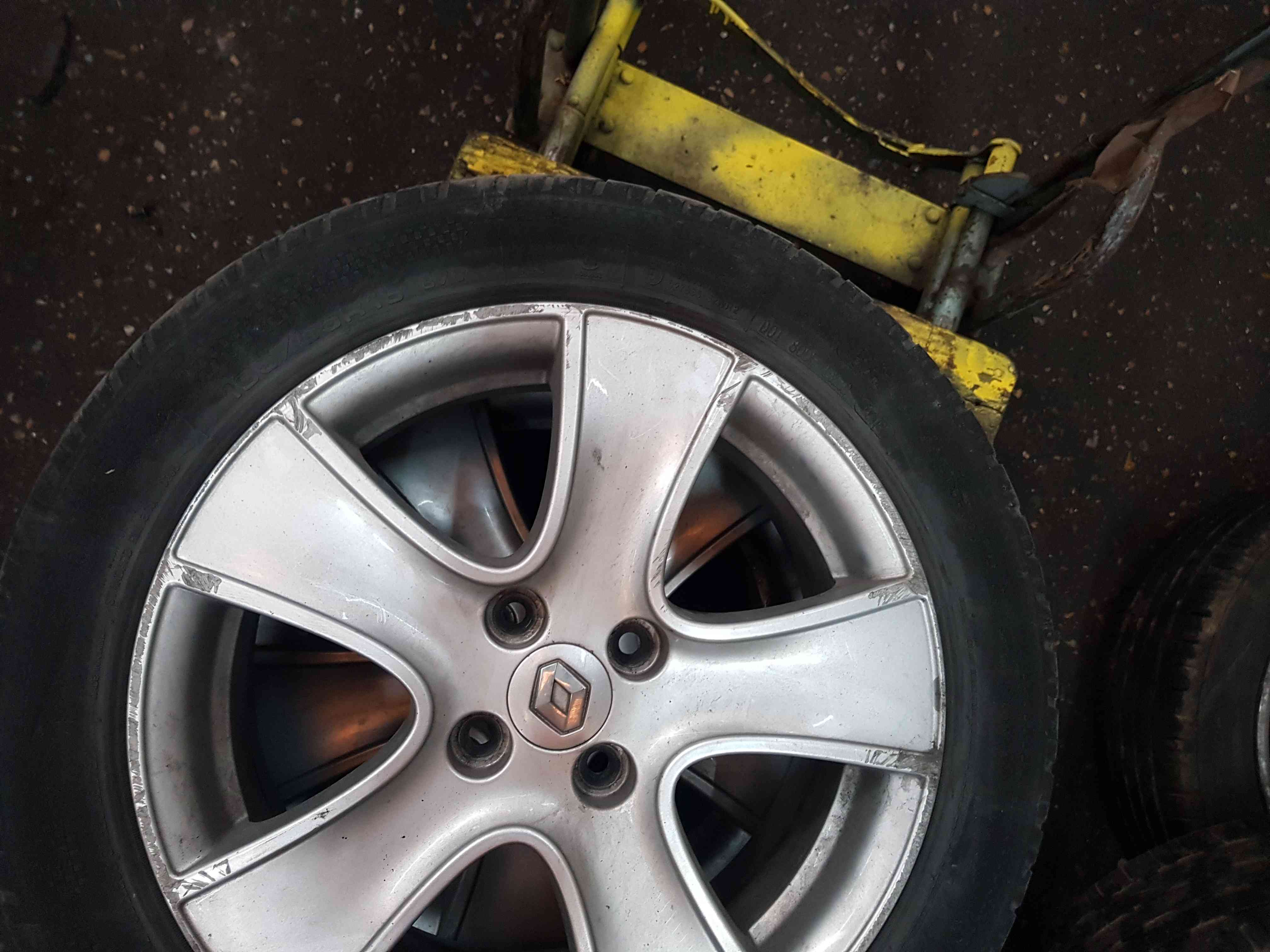 Thumb 5 Renault Clio MK4 2013-2019 Passion Alloy Wheel 16Inch 3/5 103006502R