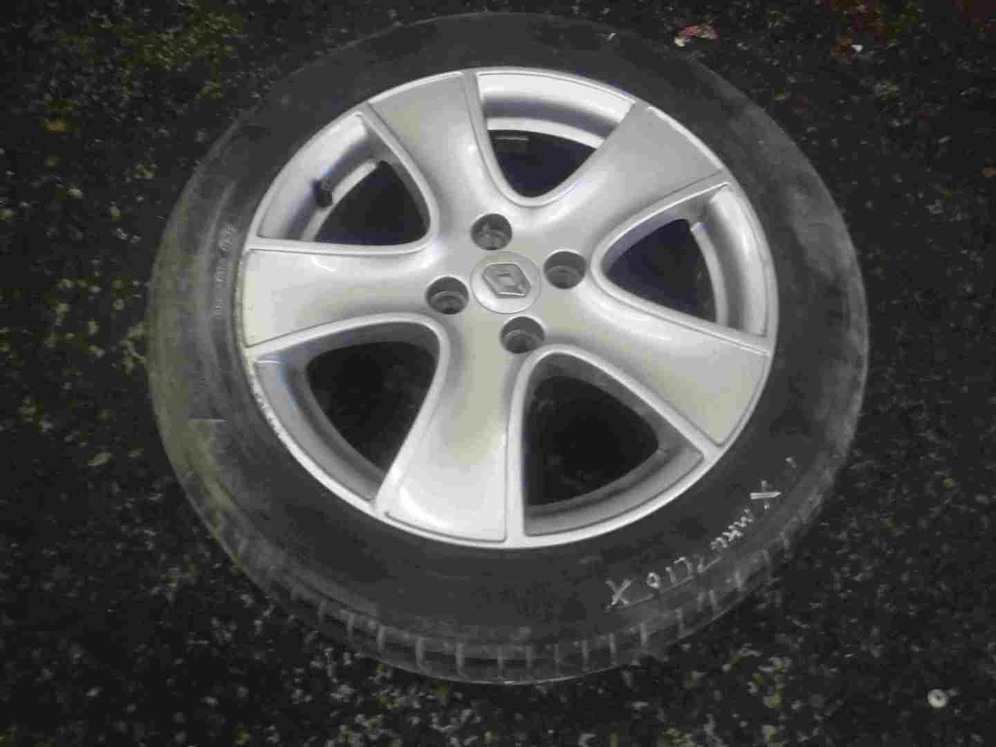 Renault Clio MK4 2013-2019 Passion Alloy Wheel 16Inch 4/5 40303137R 6mm