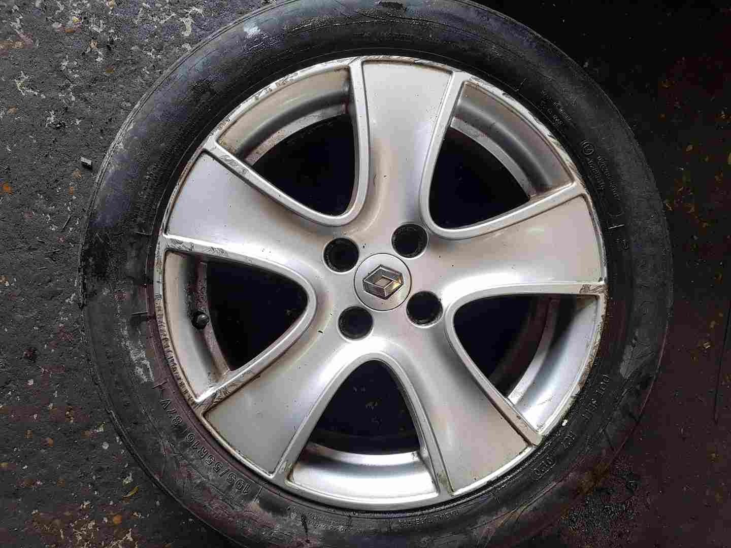 Thumb 3 Renault Clio MK4 2013-2019 Passion Alloy Wheel 16 inch 3/5