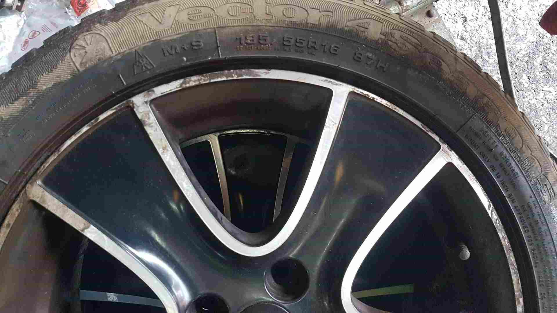Thumb 4 Renault Clio MK4 2013-2019 Passion Alloy Wheel Black + Tyre 195 55 16 3mm 4/5