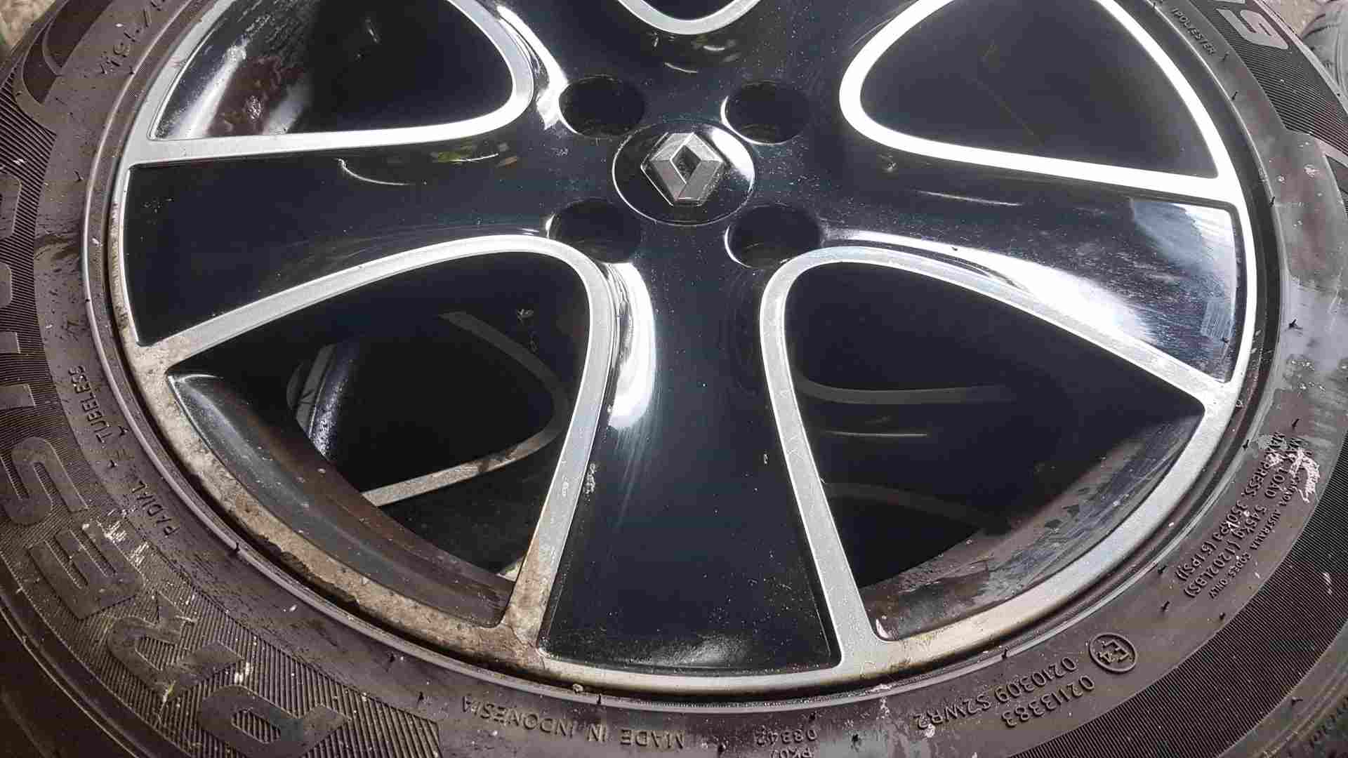 Thumb 2 Renault Clio MK4 2013-2019 Passion Alloy Wheel Chrome Black + Tyre 195 55 16 4Mm