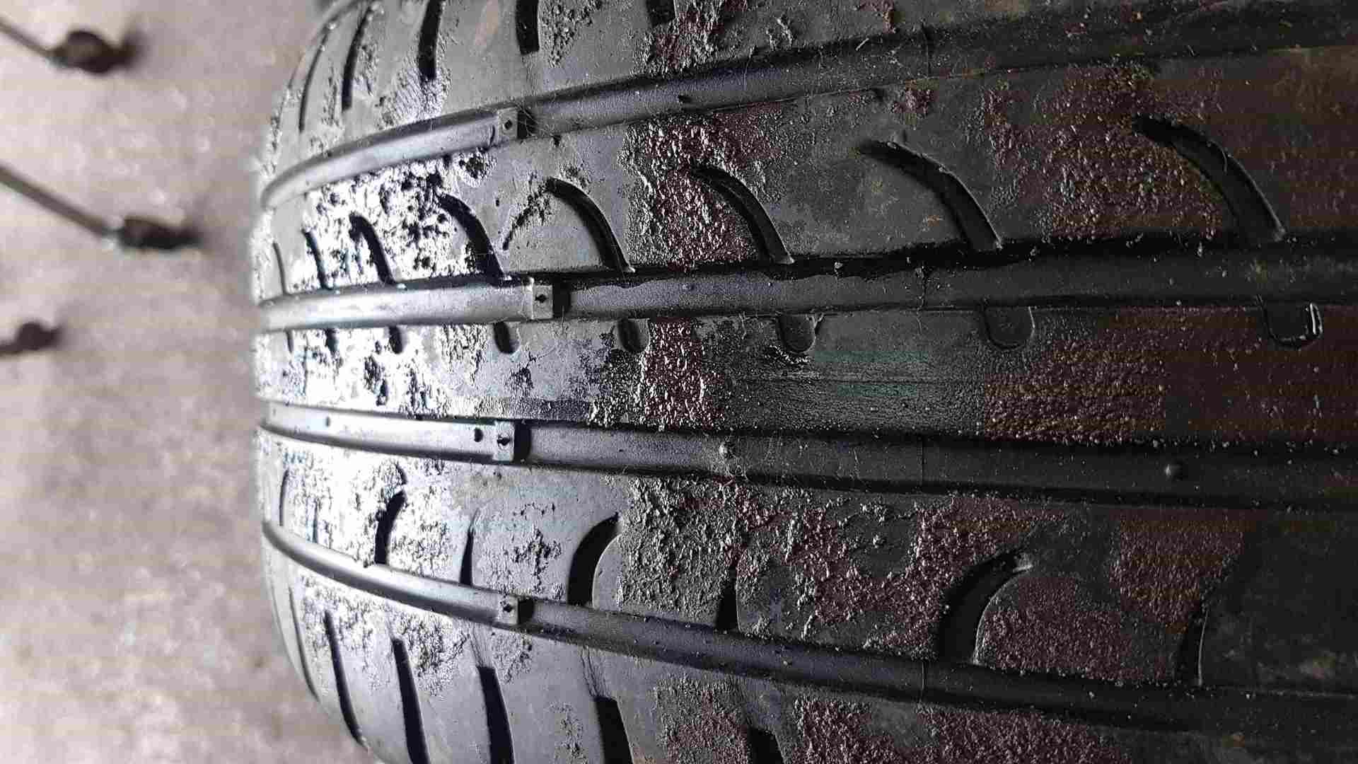 Thumb 7 Renault Clio MK4 2013-2019 Passion Alloy Wheel Chrome Black + Tyre 195 55 16 4Mm