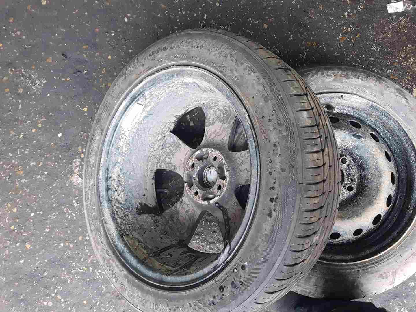 Thumb 6 Renault Clio MK4 2013-2019 Passion Alloy Wheel Chrome Black + Tyre 195 55 16 4Mm