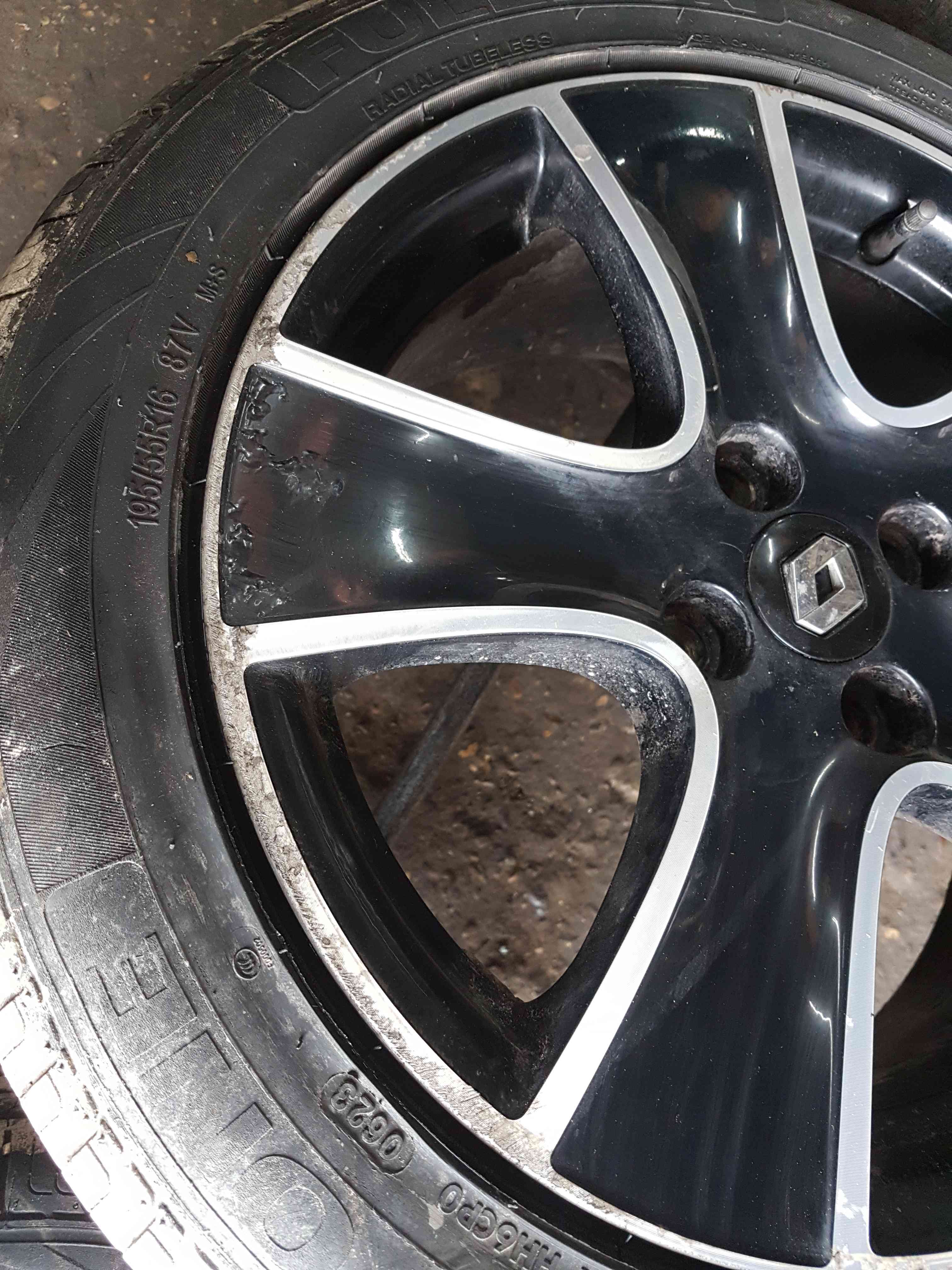 Thumb 6 Renault Clio MK4 2013-2019 Passion Alloy Wheel Chrome Black + Tyre 195 55 16 6Mm