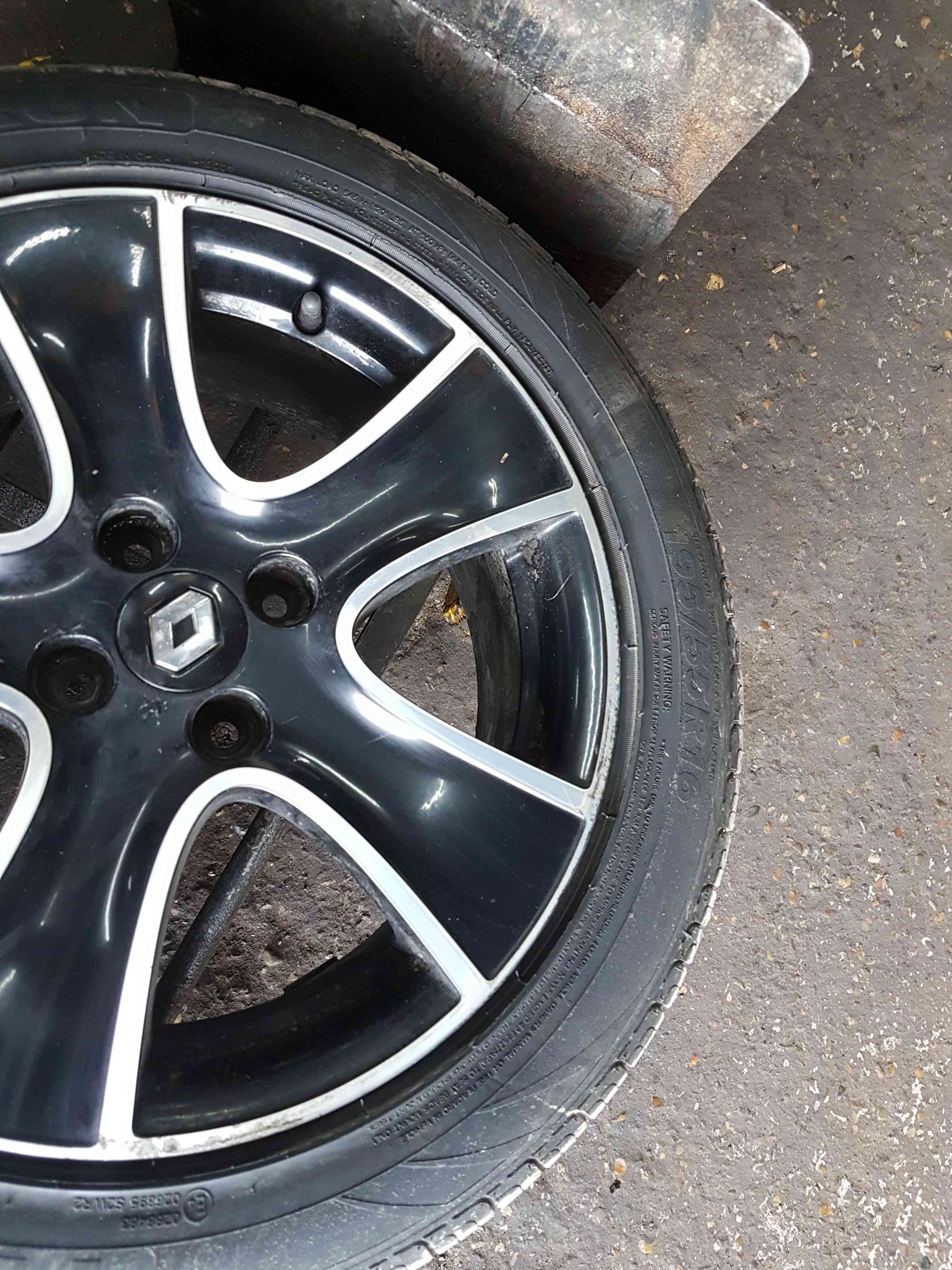 Thumb 7 Renault Clio MK4 2013-2019 Passion Alloy Wheel Chrome Black + Tyre 195 55 16 6Mm