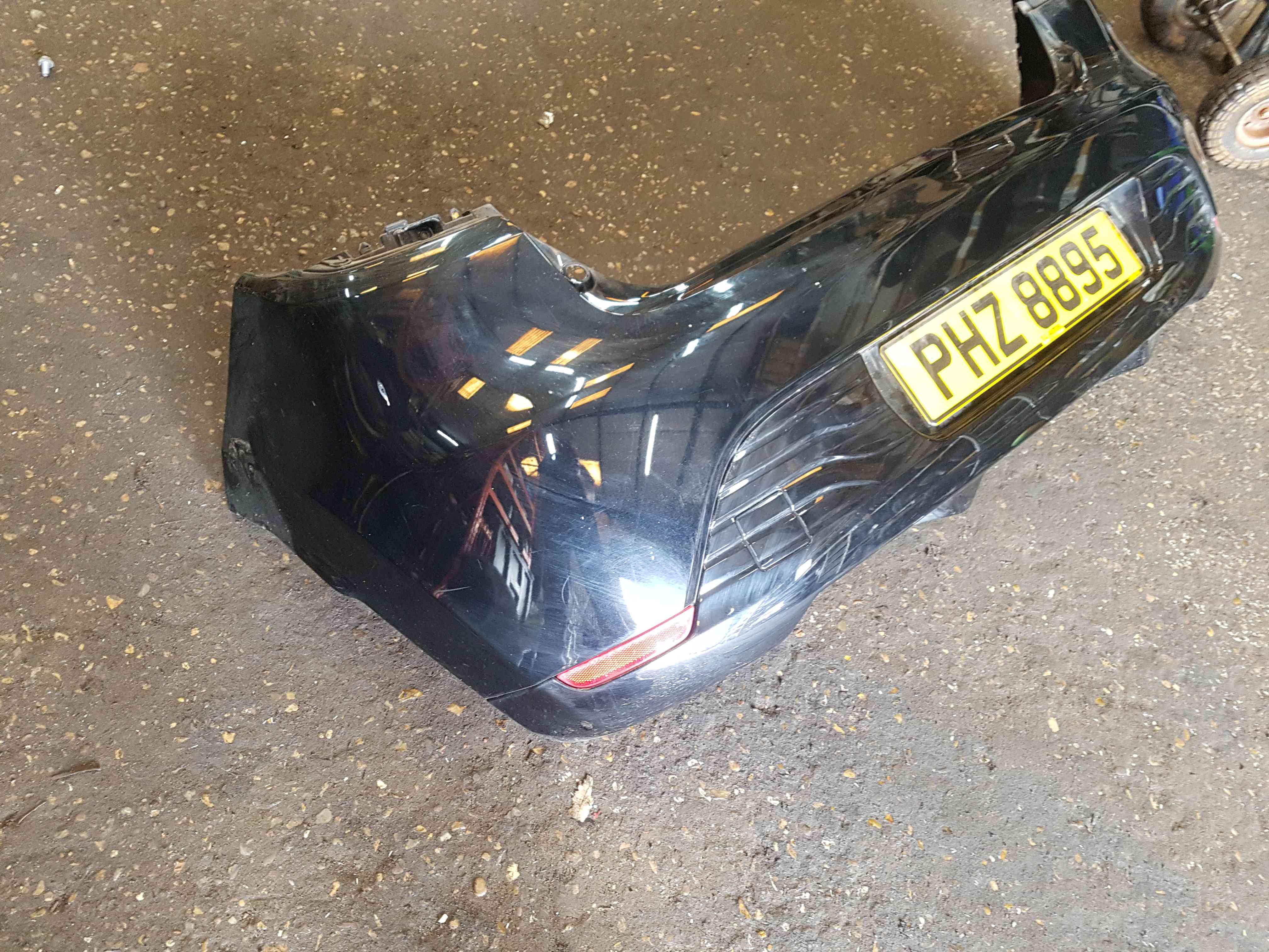 Thumb 3 Renault Clio MK4 2013-2019 Rear Bumper Black TEGNE