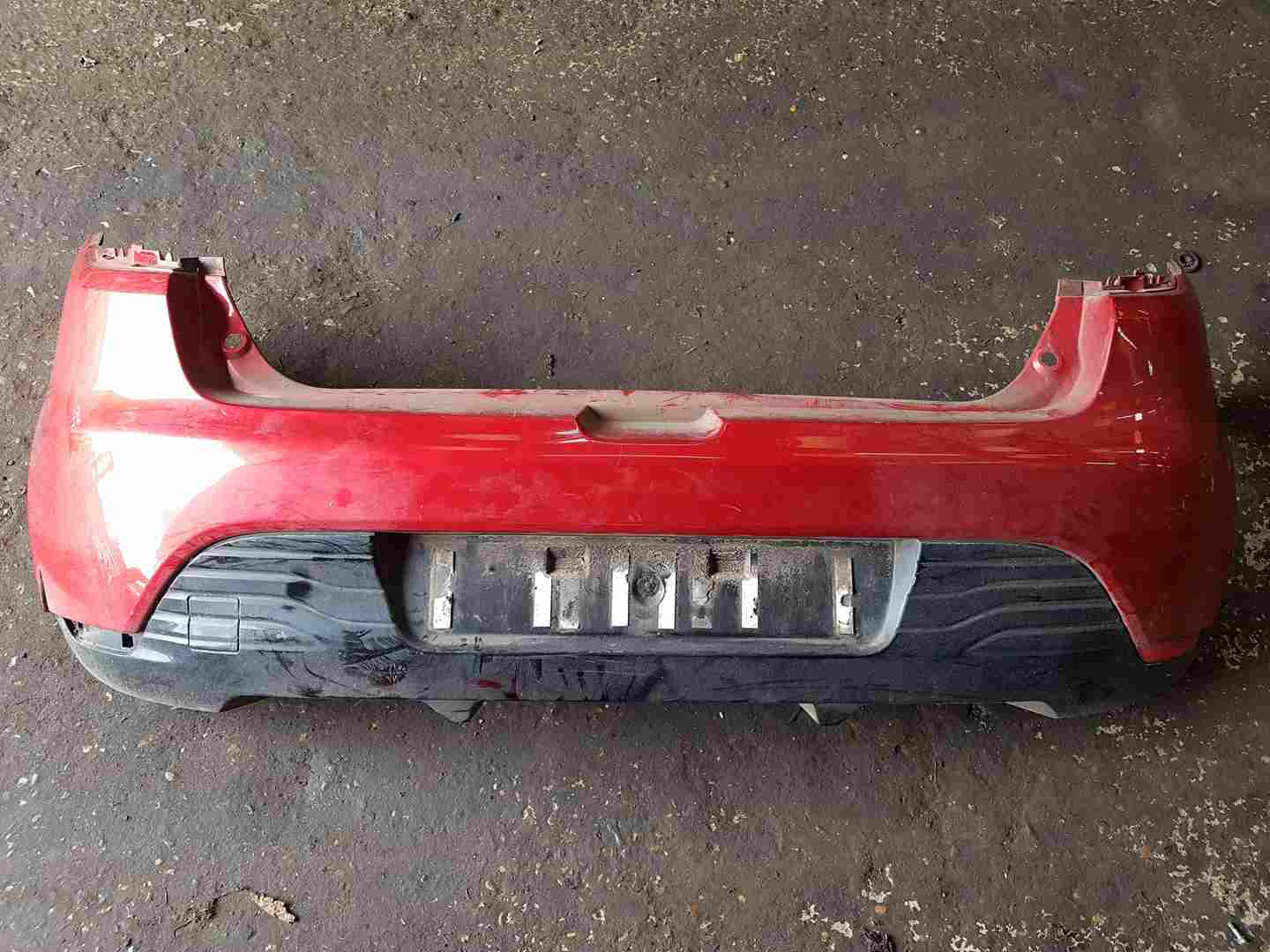 Renault Clio MK4 2013-2019 Rear Bumper RED Tennp