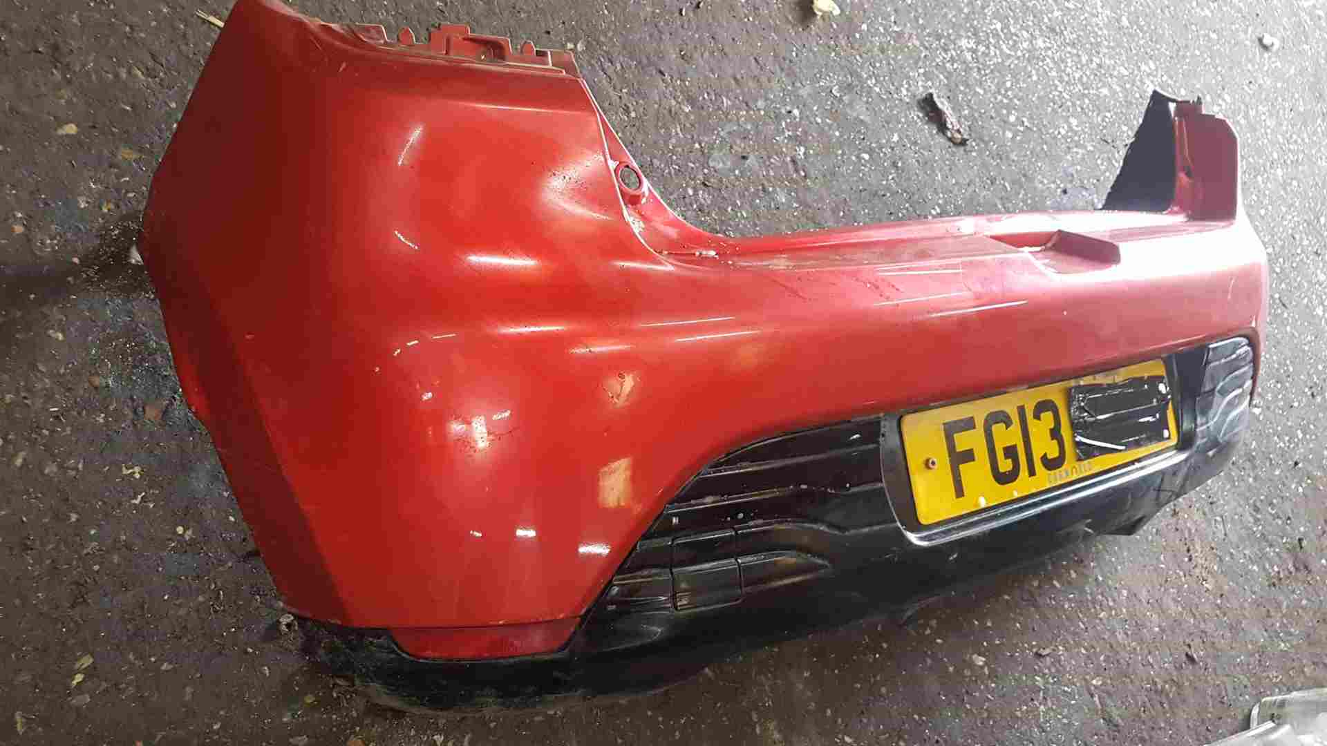 Thumb 2 Renault Clio MK4 2013-2019 Rear Bumper RED Tennp