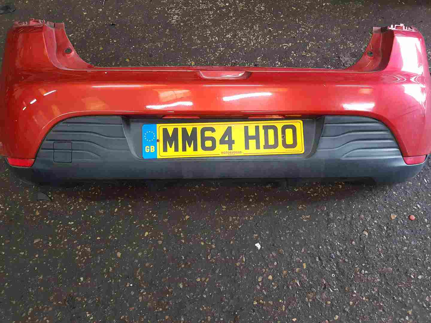 Thumb 4 Renault Clio MK4 2013-2019 Rear Bumper RED Tennp some laquer peel