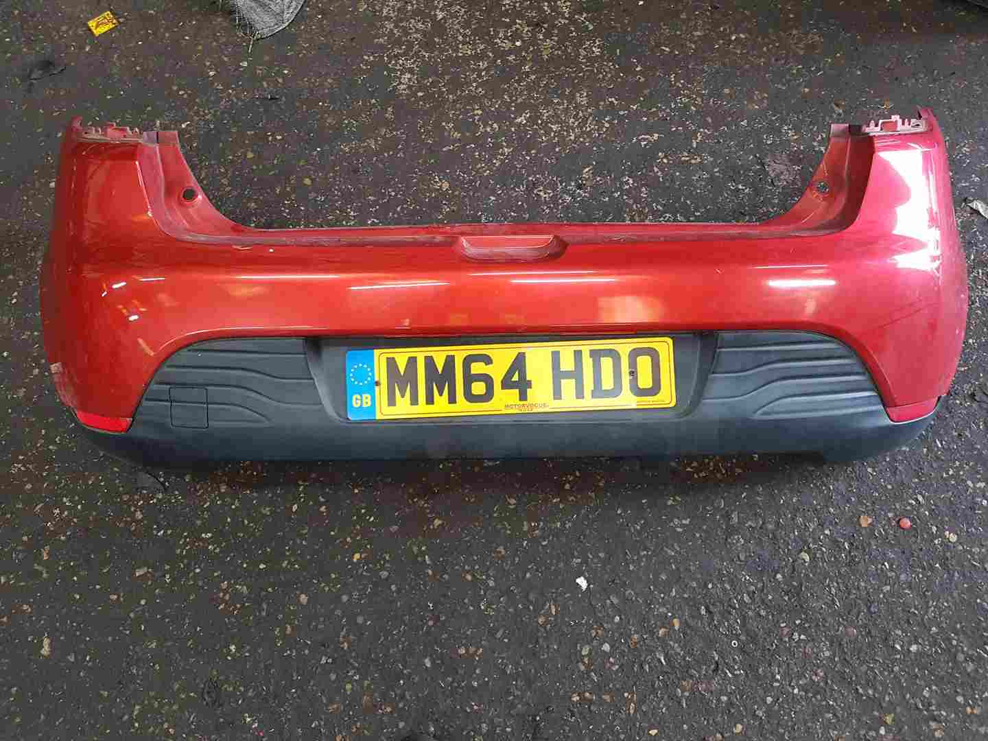Renault Clio MK4 2013-2019 Rear Bumper RED Tennp some laquer peel