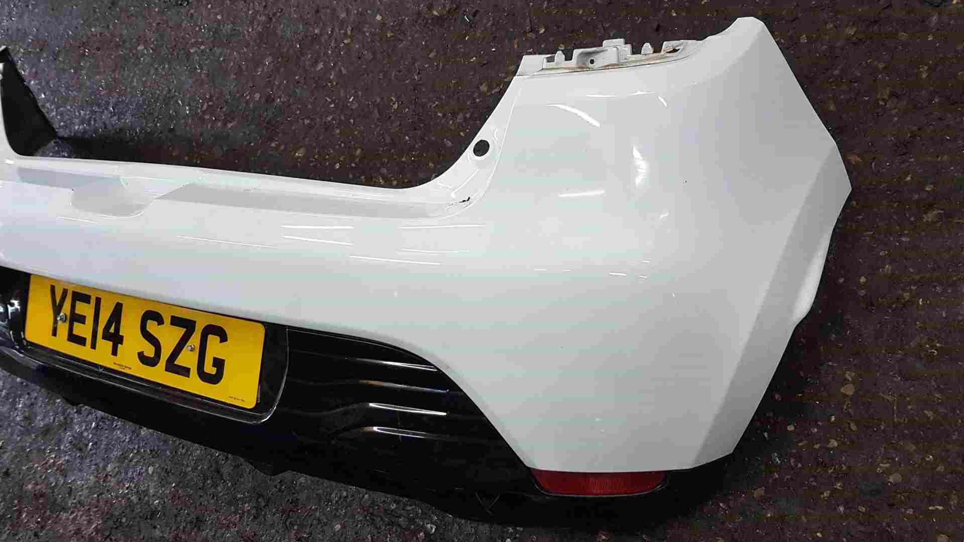 Thumb 5 Renault Clio MK4 2013-2019 Rear Bumper White Ov369