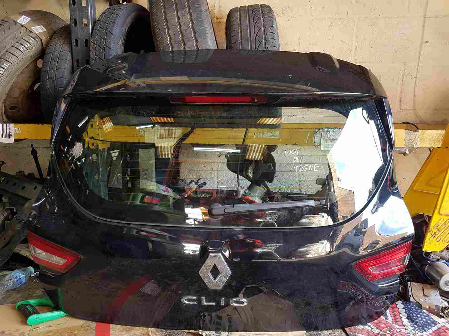 Renault Clio MK4 2013-2019 Rear Tailgate Boot Black Tegne