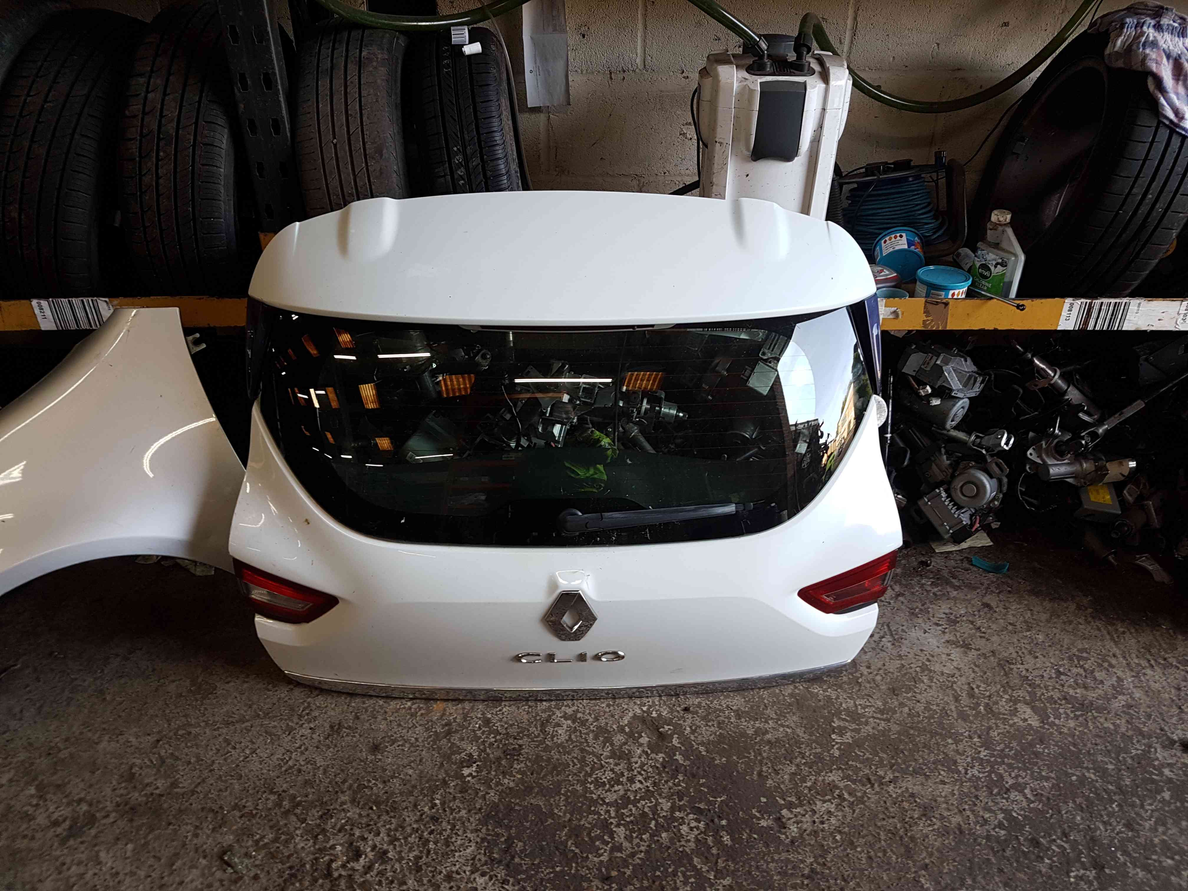 Thumb 2 Renault Clio MK4 2013-2019 Rear Tailgate Boot White Ov369