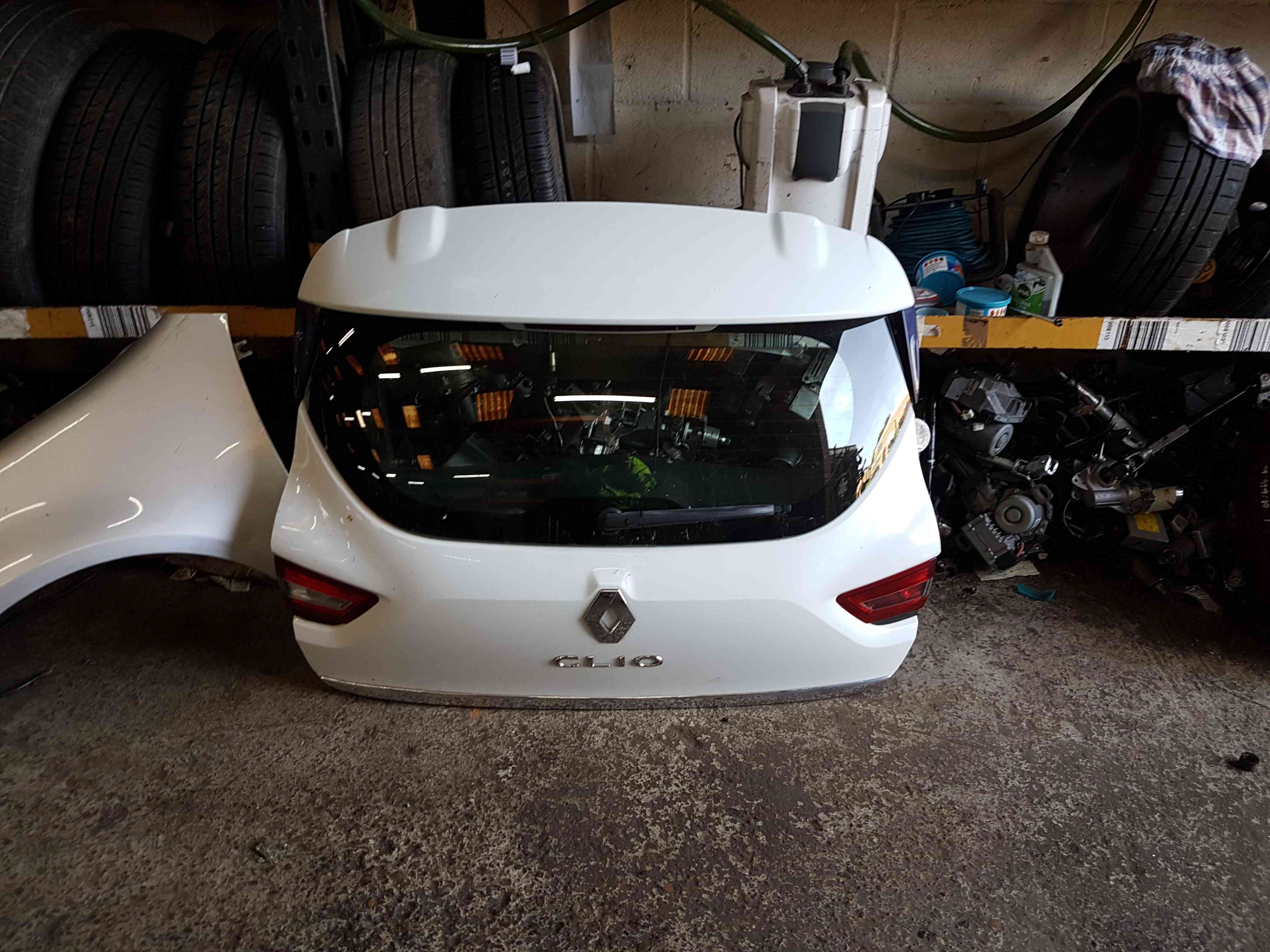 Thumb 3 Renault Clio MK4 2013-2019 Rear Tailgate Boot White Ov369