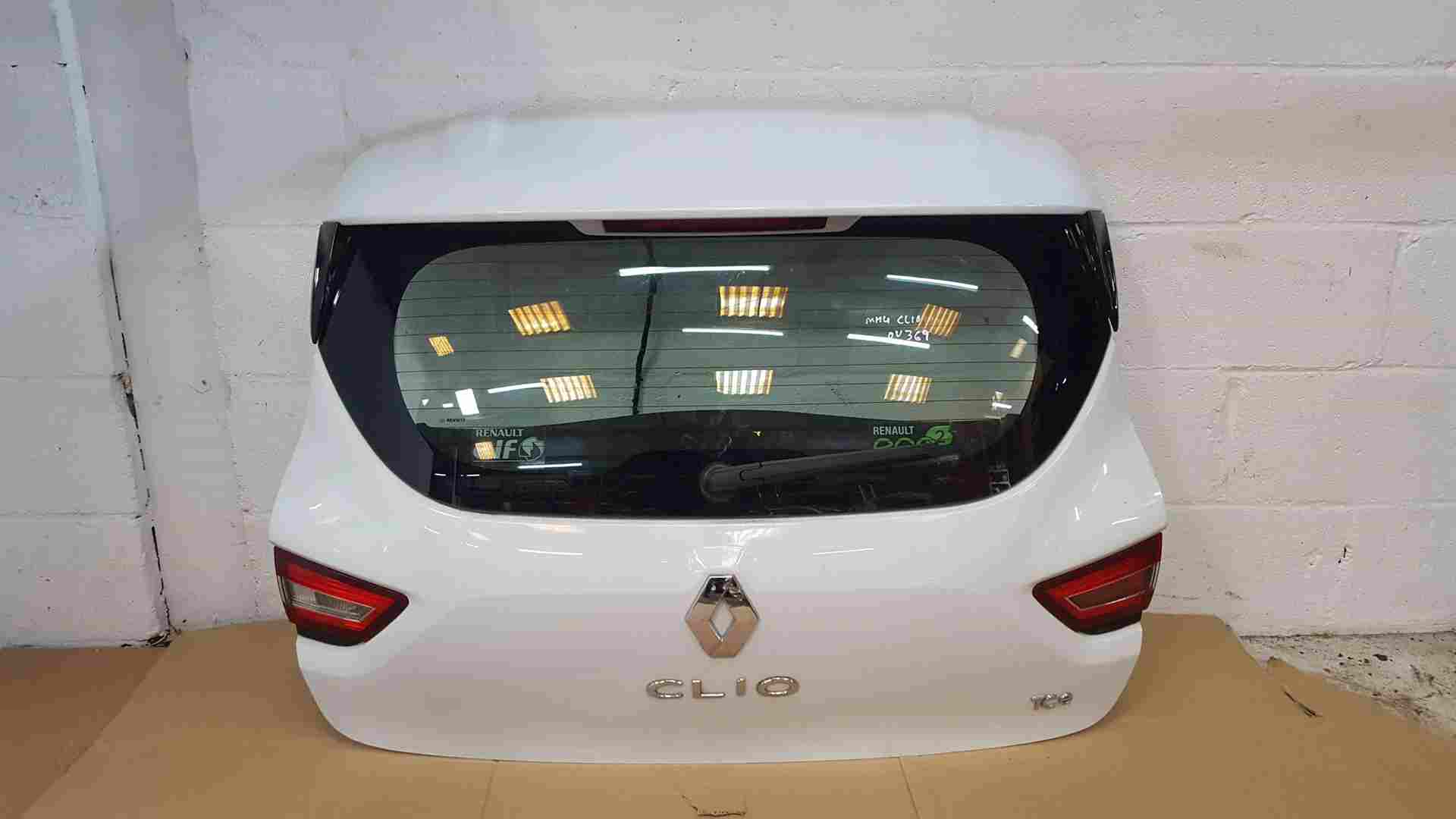 Thumb 5 Renault Clio MK4 2013-2019 Rear Tailgate Boot White Ov369 TCE