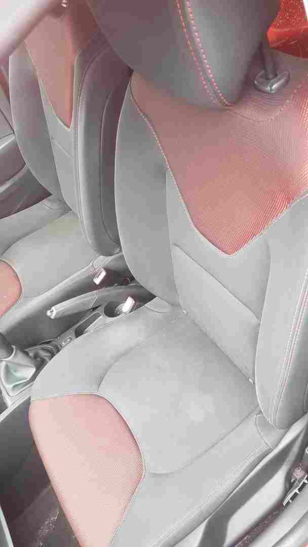 Thumb 4 Renault Clio MK4 2013-2019 Red Detail Front Seats Chairs ns os driver passenger