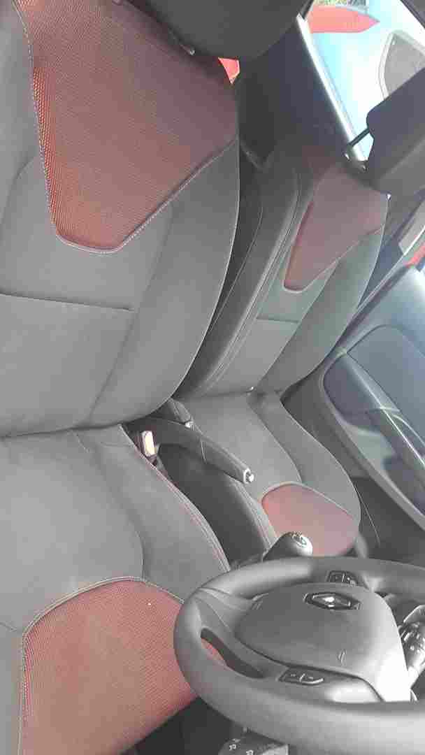 Thumb 7 Renault Clio MK4 2013-2019 Red Detail Front Seats Chairs ns os driver passenger