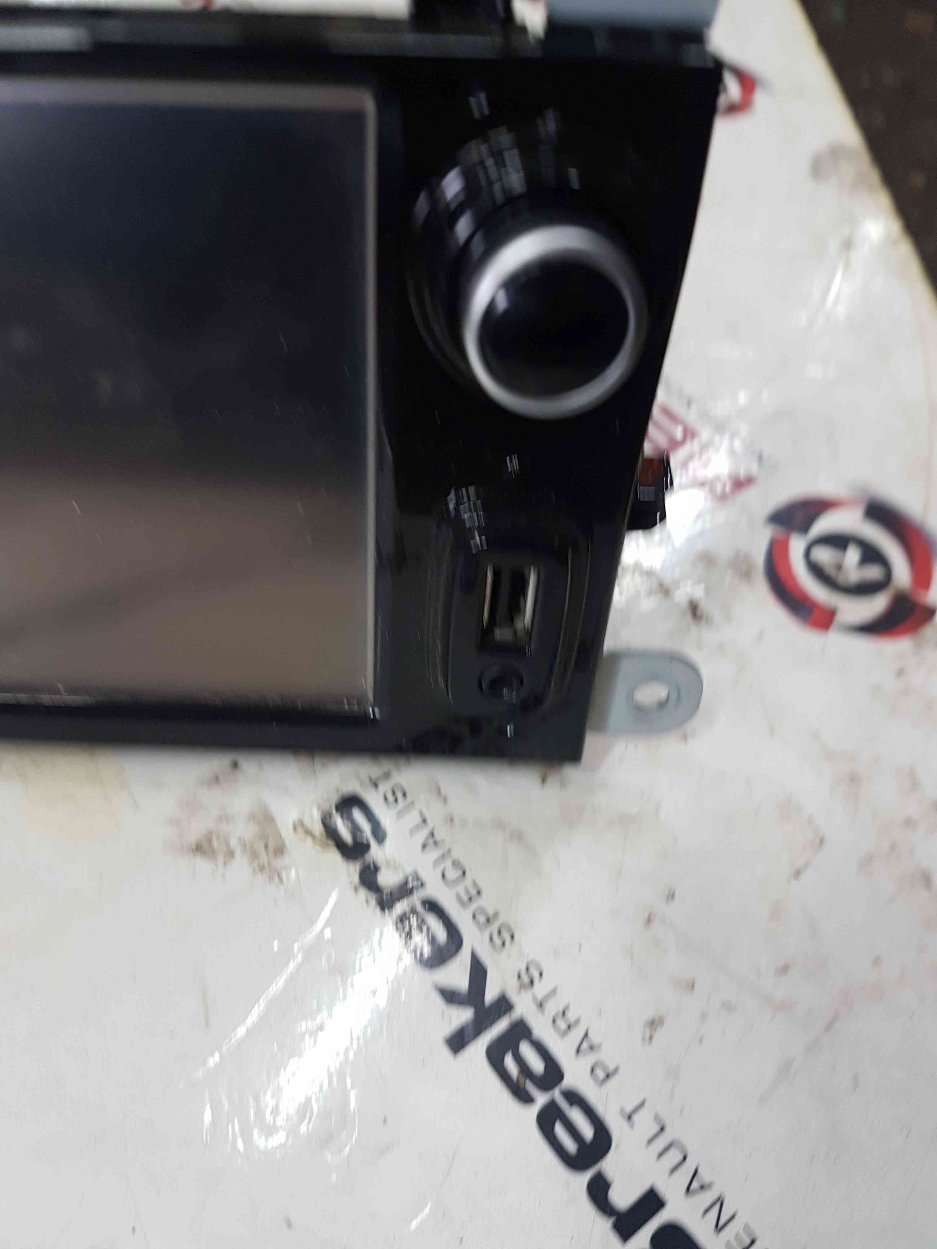 Thumb 5 Renault Clio MK4 2013-2019 SAT Nav Radio Stereo AUX Usb Screen Navigation