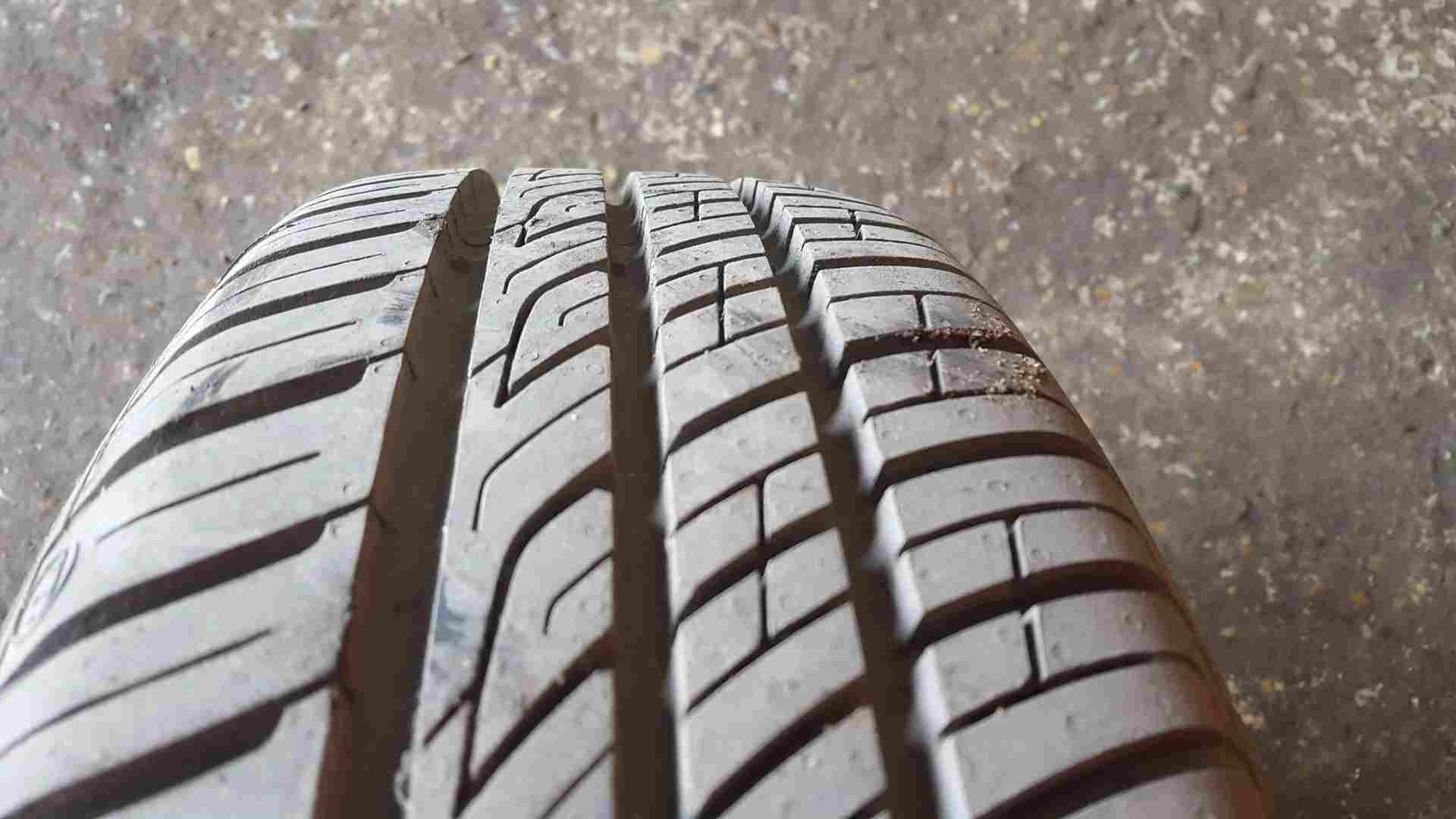 Thumb 3 Renault Clio MK4 2013-2019 Spare Steel Wheel RIM + Tyre 185 65 15 8Mm Tread 3/5