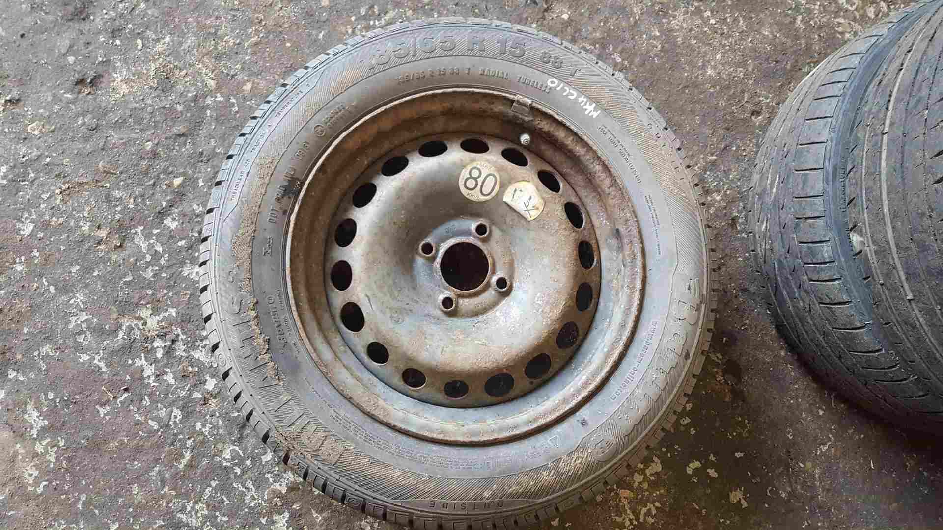 Thumb 4 Renault Clio MK4 2013-2019 Spare Steel Wheel RIM + Tyre 185 65 15 8Mm Tread 3/5