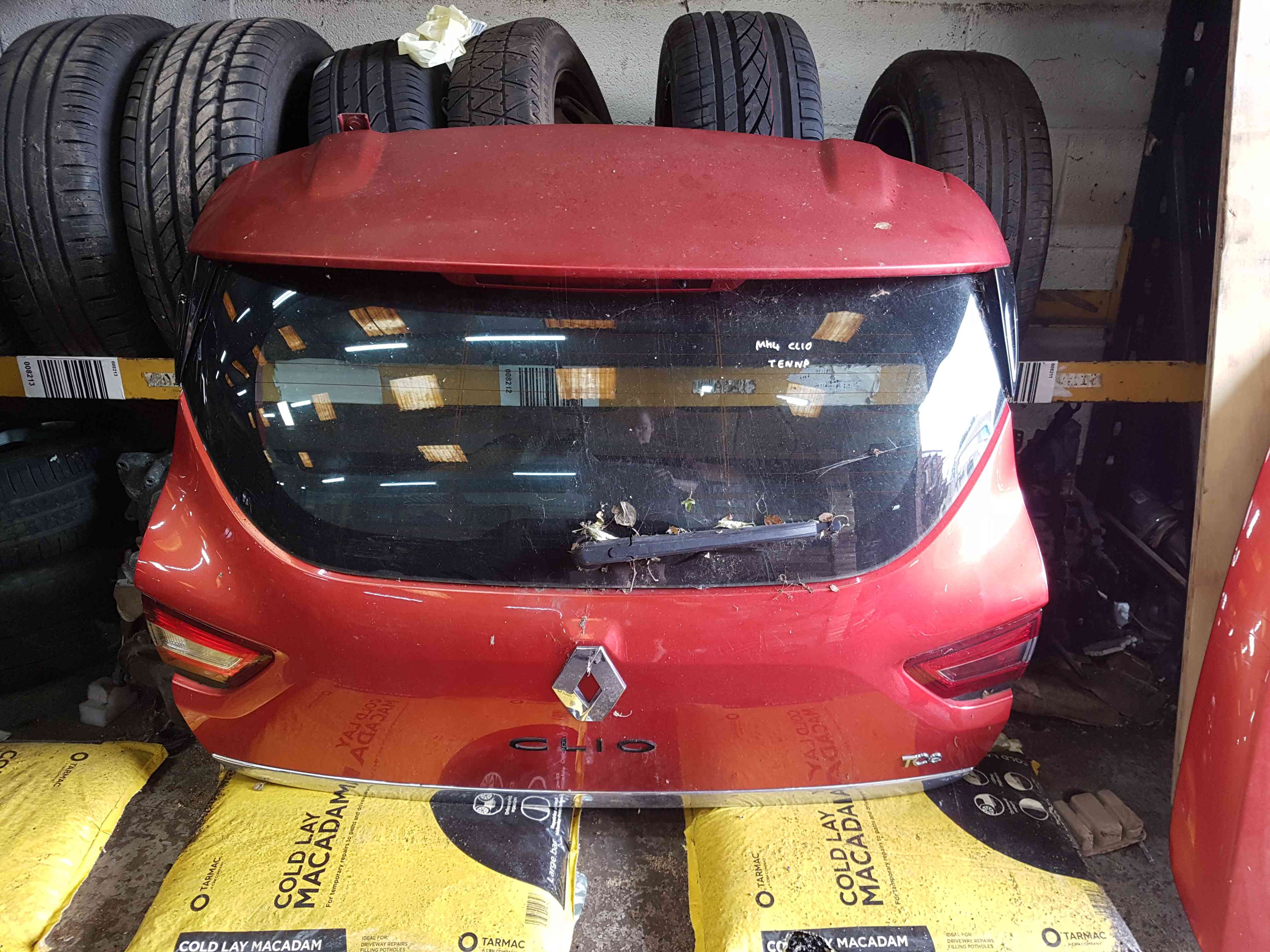 Renault Clio MK4 2013-2019 Tailgate Boot Door RED Tennp 
