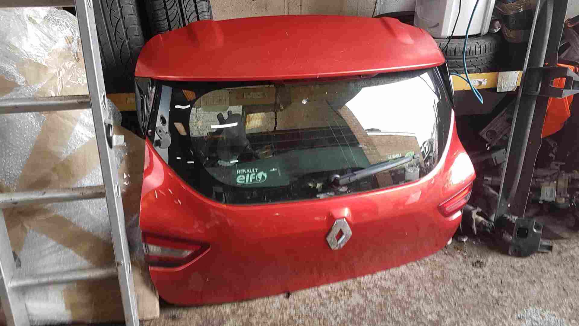Renault Clio MK4 2013-2019 Tailgate Boot Door RED Tennp