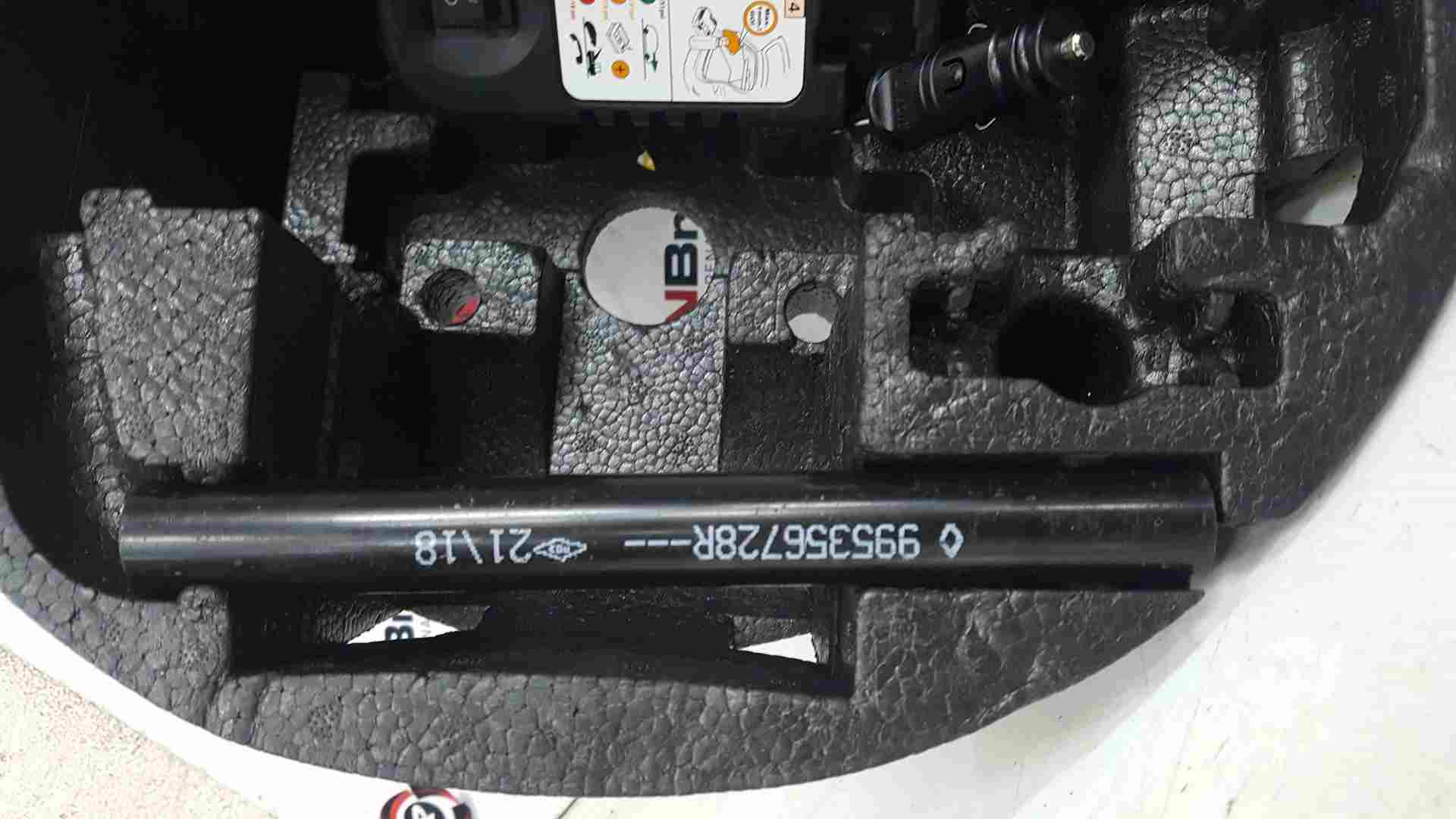 Thumb 4 Renault Clio MK4 2013-2019 Tyre Pump TOW Eye Foam Holder 995955067R