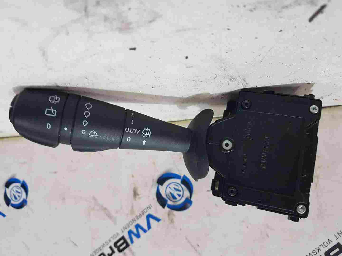 Thumb 2 Renault Clio MK4 2013-2019 Washer Wiper Stalk 255676085R