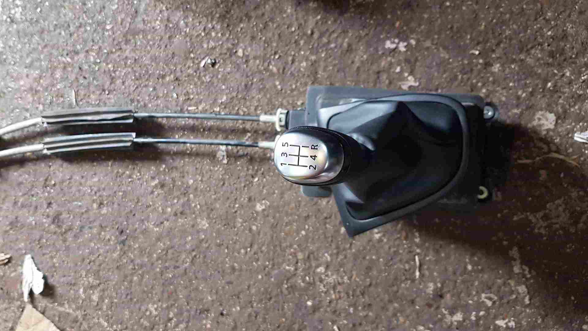 Thumb 6 Renault Clio MK4 2016-2019 5 Speed Gearstick Mechanism Shifter 349010873R