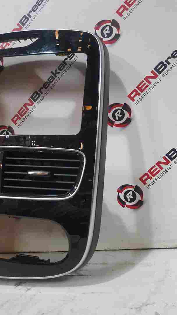 Thumb 2 Renault Clio MK4 2016-2019 Centre Dashboard Heater Display Surround Grey