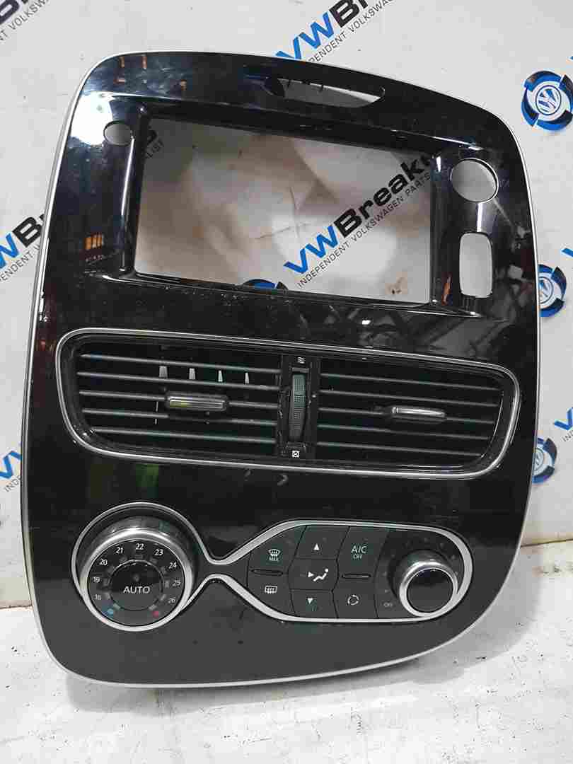 Thumb 5 Renault Clio MK4 2016-2019 Centre Dashboard Heater Display Surround Silver Black