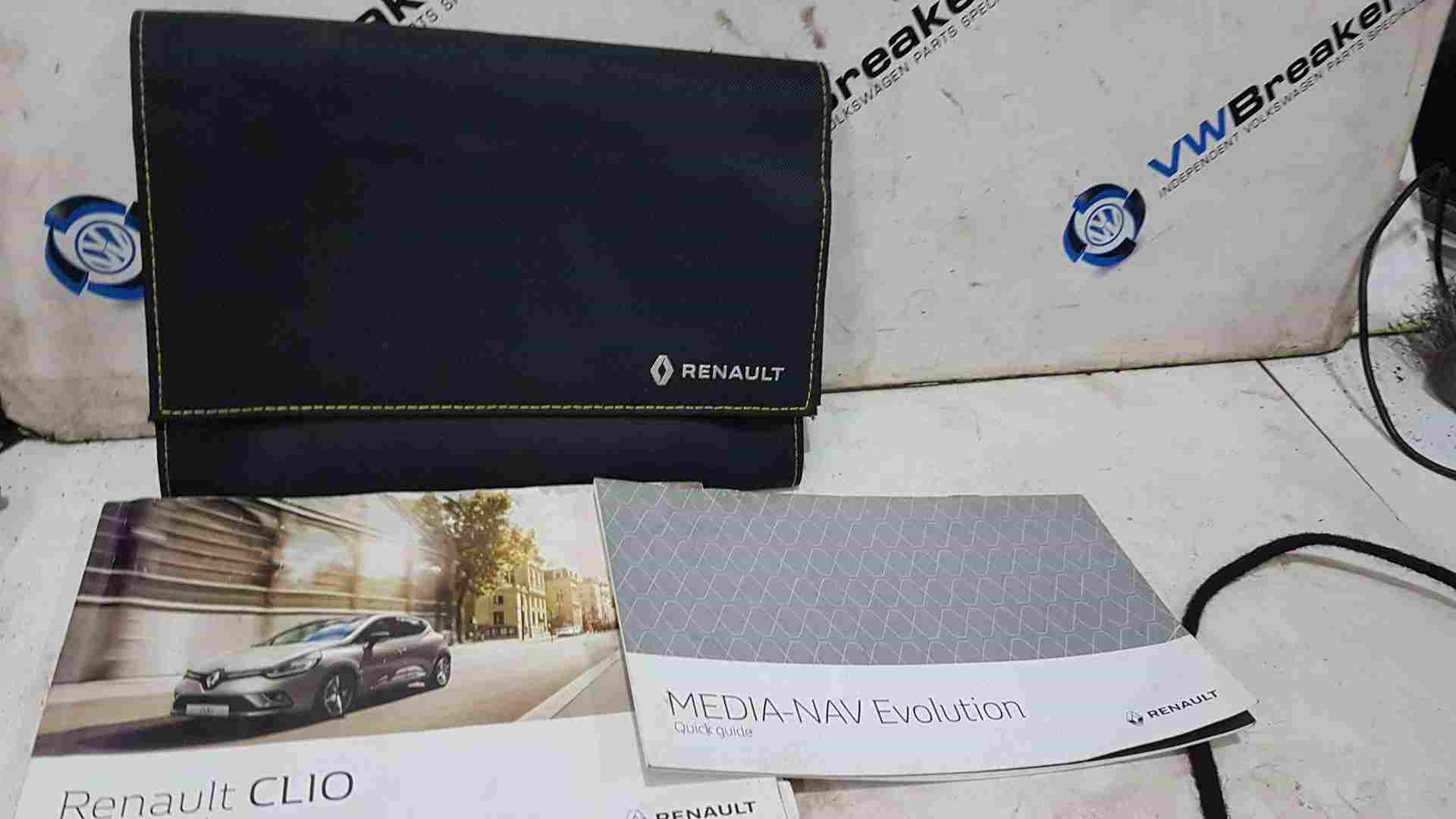 Thumb 3 Renault Clio MK4 2016-2019 Handbook Document Wallet Guide