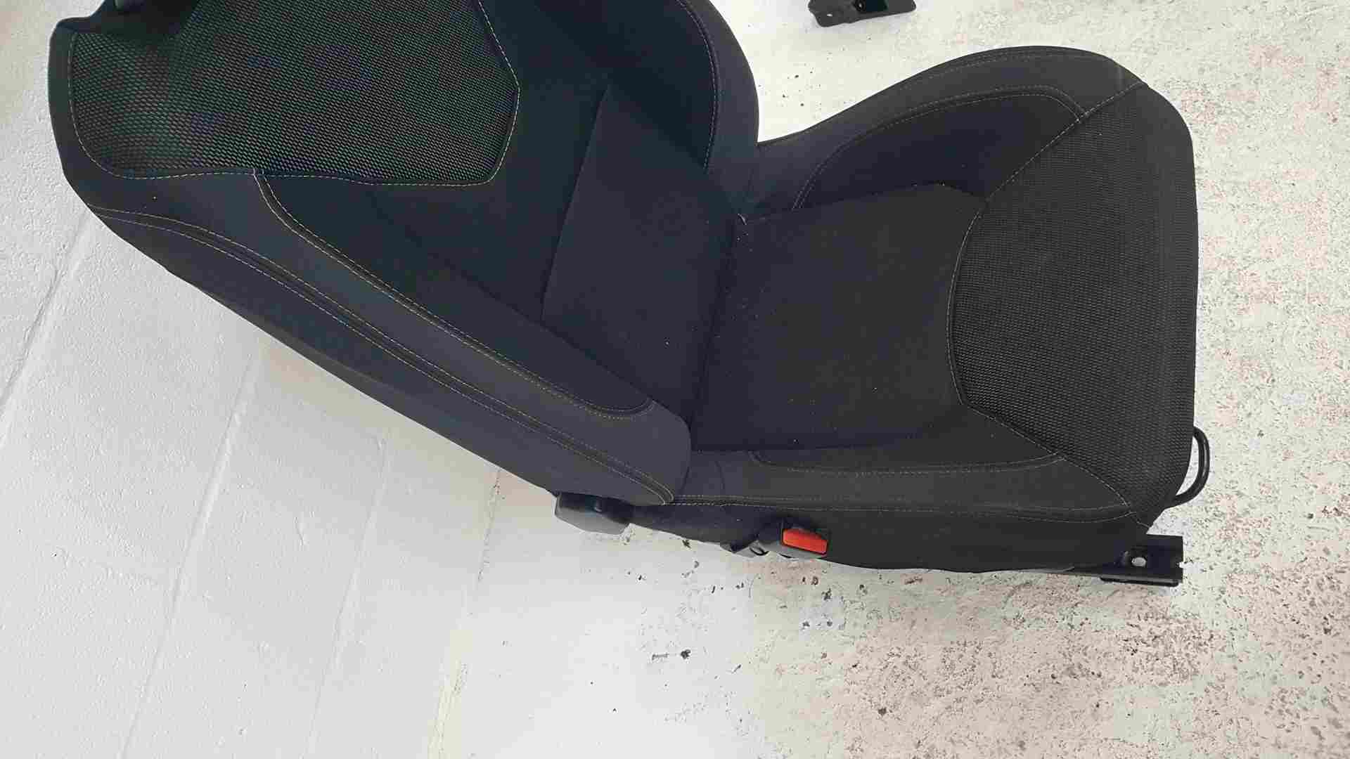 Thumb 3 Renault Clio MK4 2016-2019 Passenger NSF Front Chair Seat Grey 5Dr
