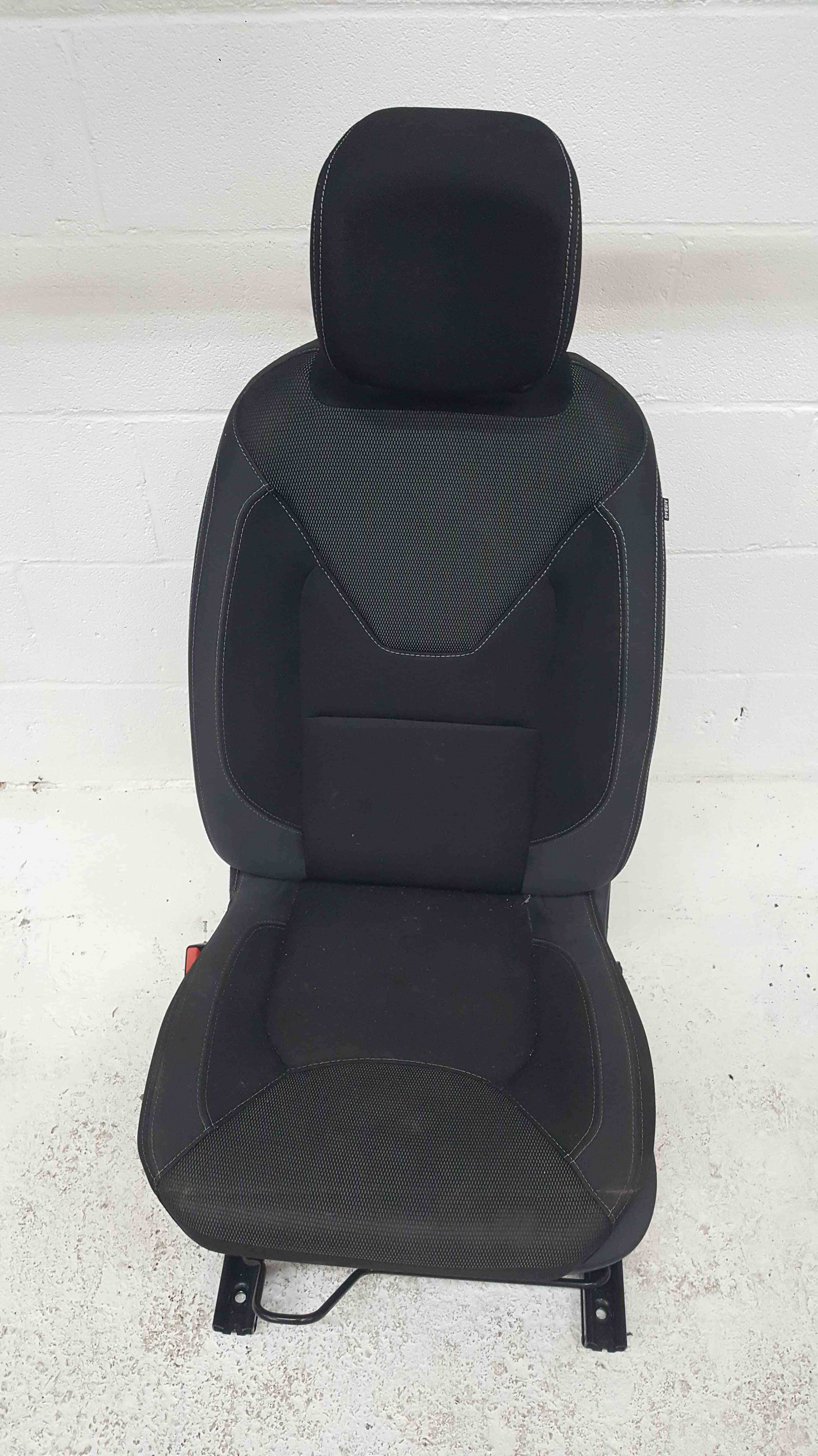 Renault Clio MK4 2016-2019 Passenger NSF Front Chair Seat Grey 5Dr