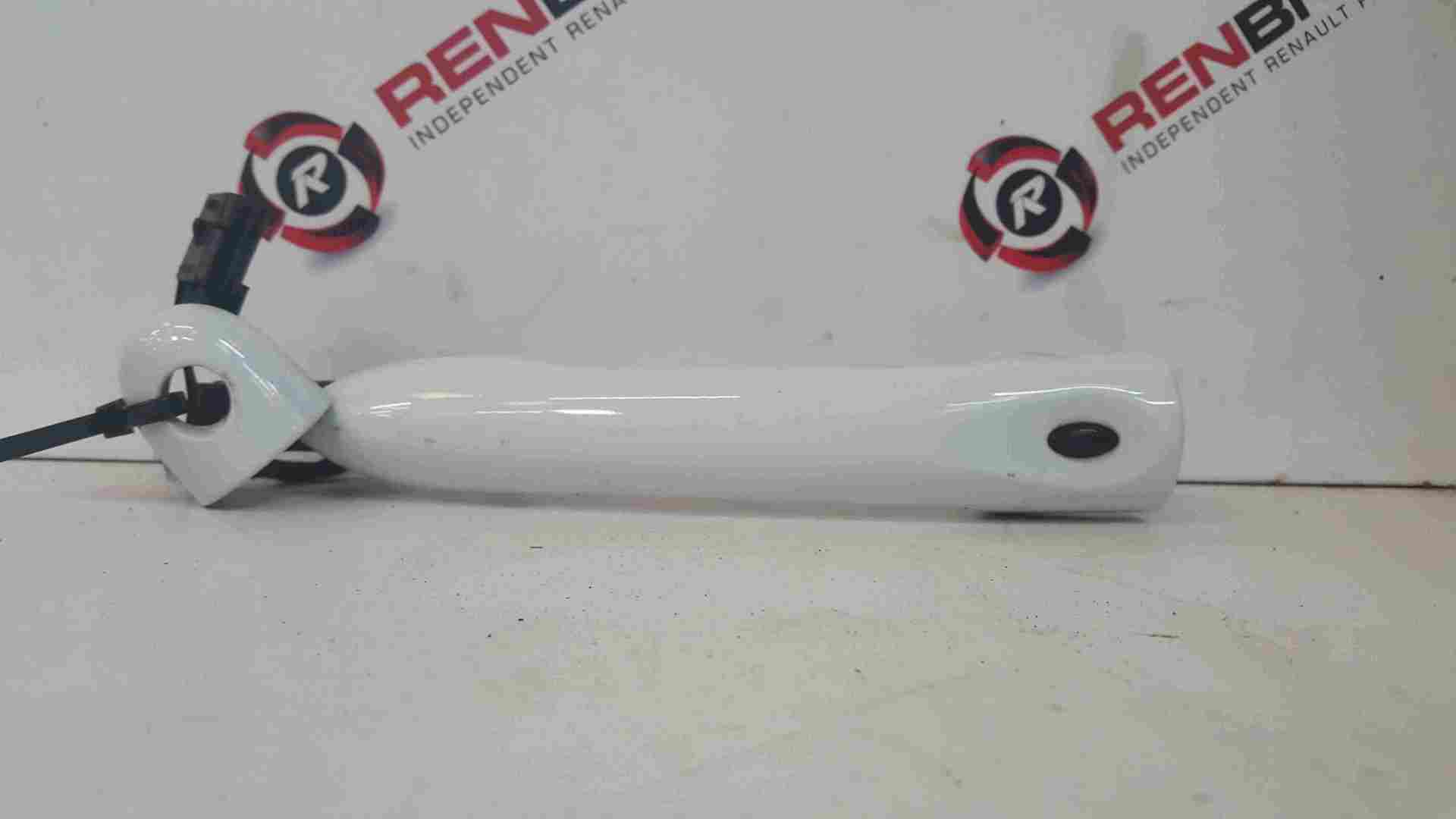 Renault Clio MK4 2017-2018 Drivers OSF Front Door Handle White 242578B