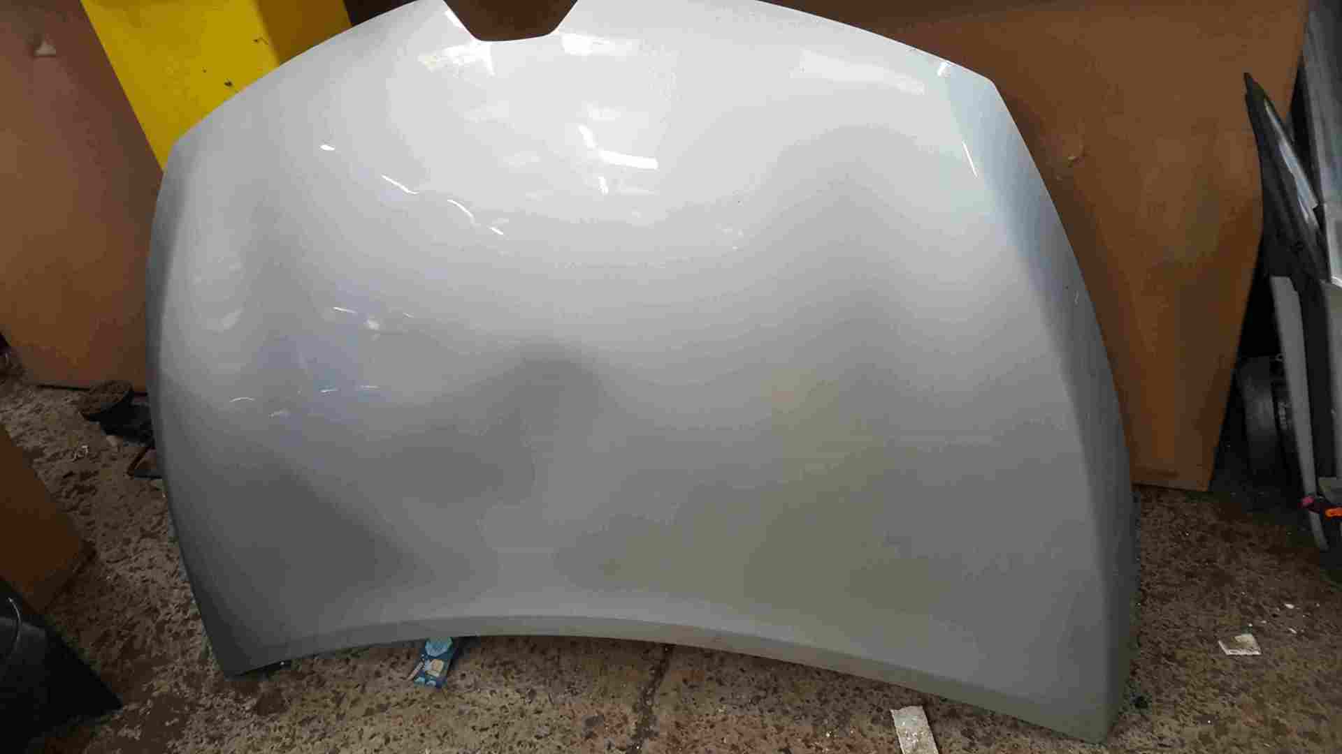 Thumb 2 Renault Clio MK4 2017-2018 Front Bonnet Silver TED69