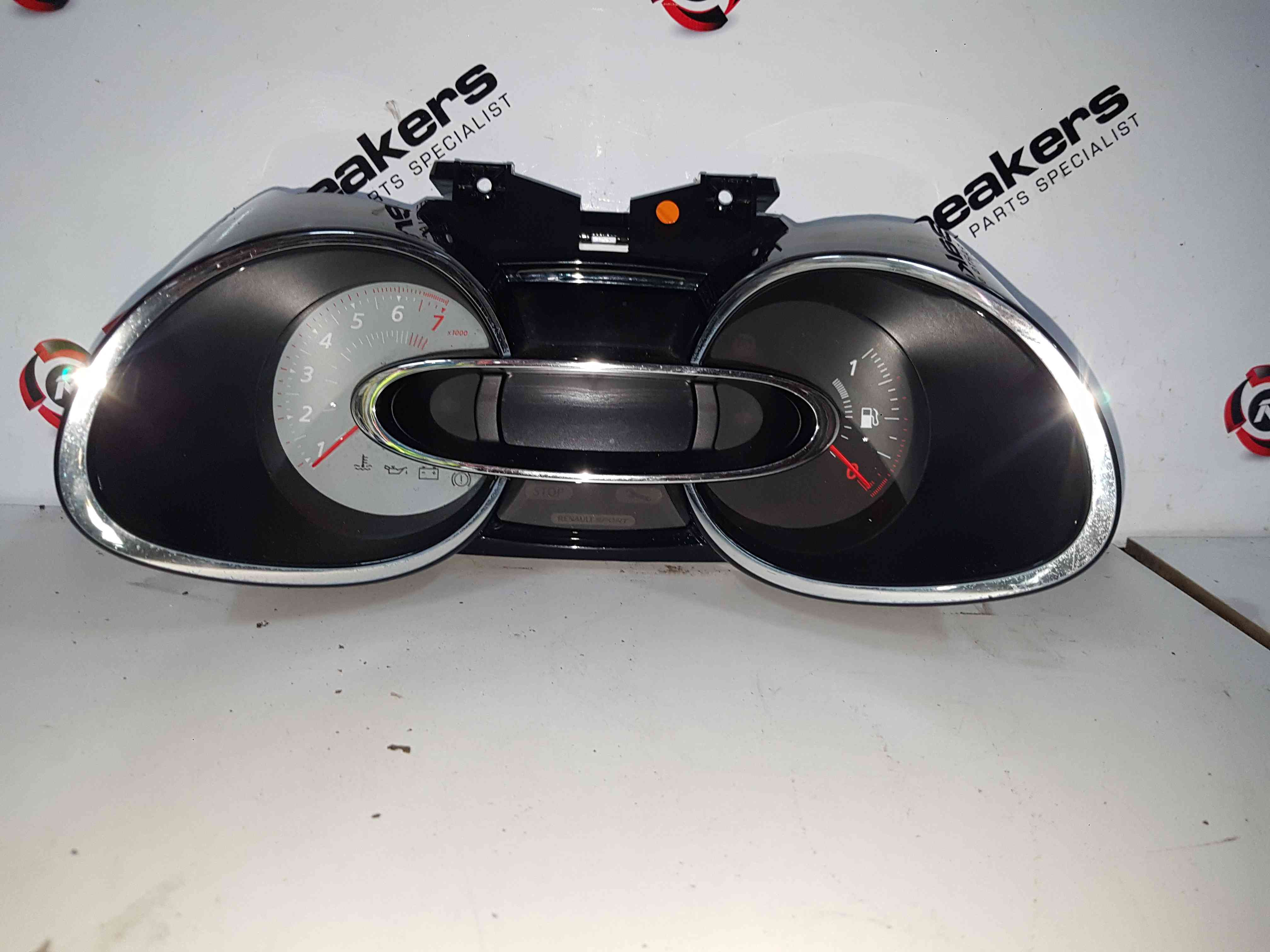Thumb 9 Renault Clio MK4 RS SPORT AUTO 2013-2019 Instrument Panel Dials Gauges Clocks 