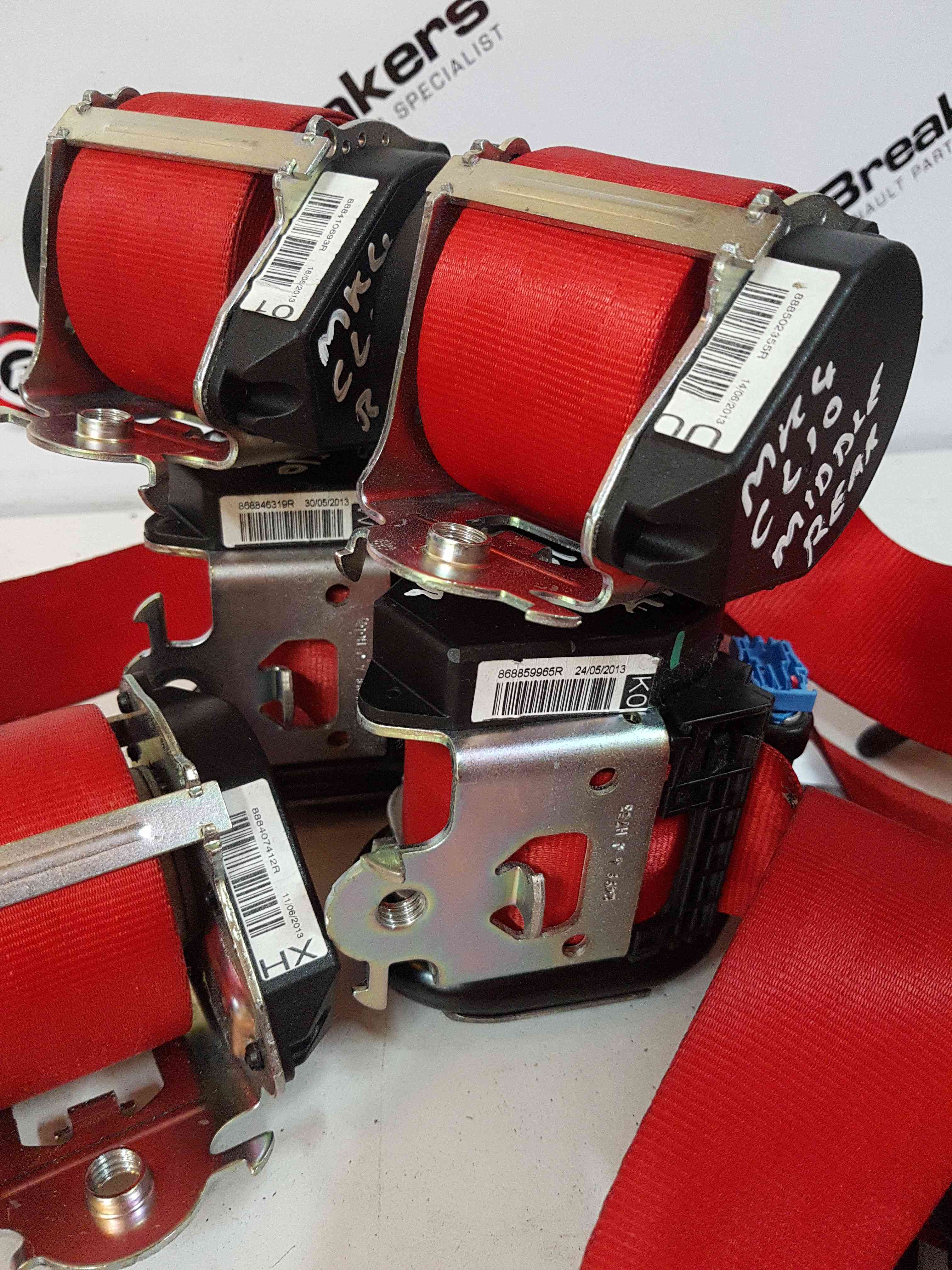 Thumb 16 Renault Clio MK4 Rs Sport 2013-2016 RED Seat Belts Driver Passenger Front Rear