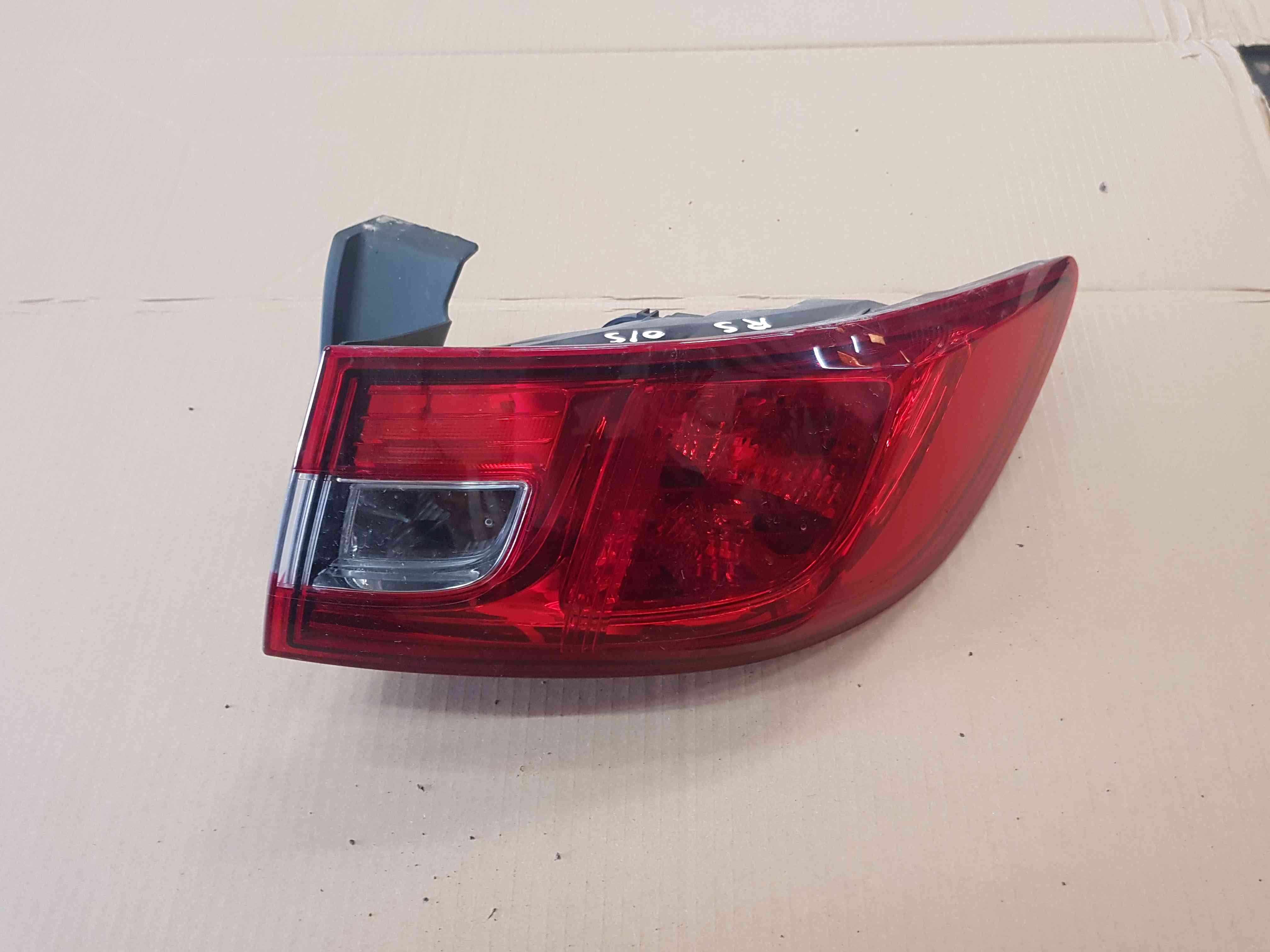 Thumb 3 Renault Clio MK4 Rs Sport 220 2013-2016 Drivers OSR Rear Light
