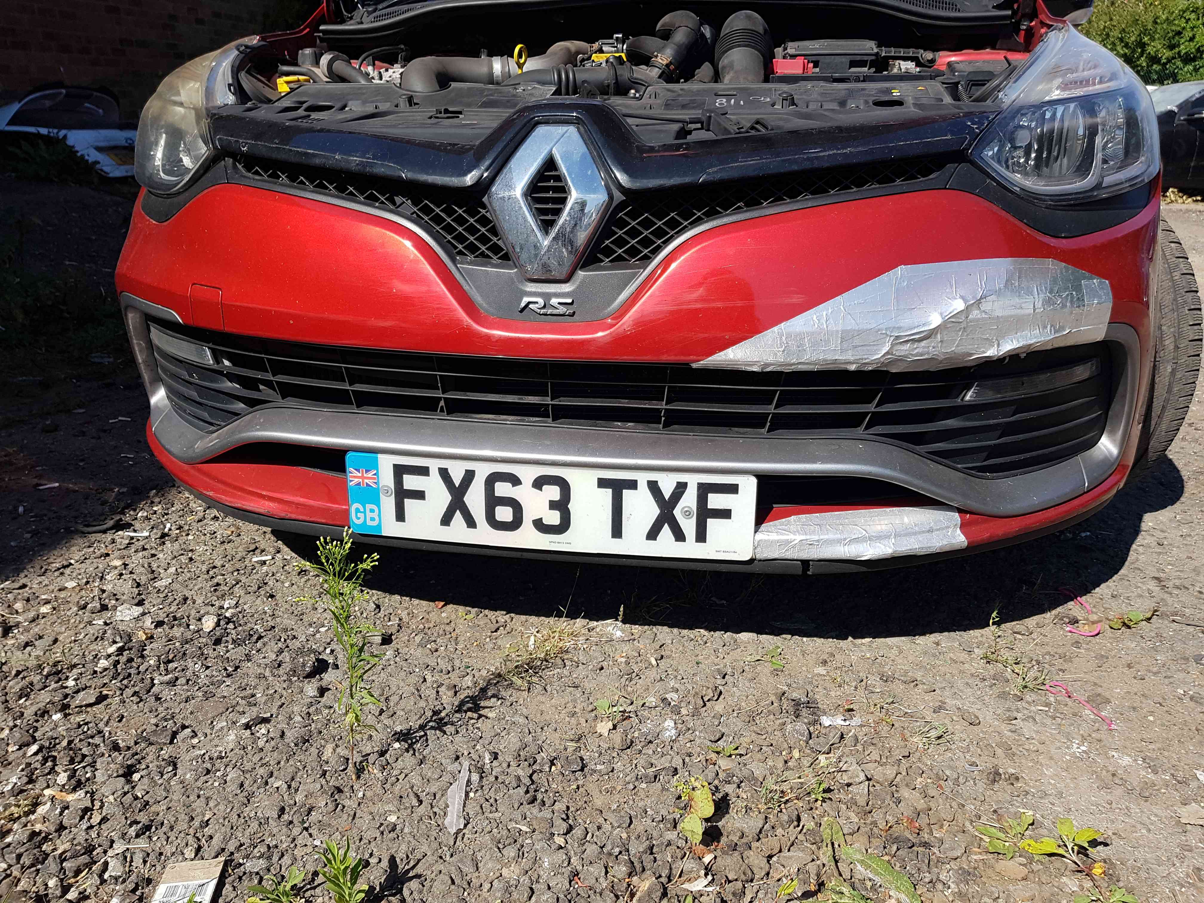 Thumb 3 Renault Clio MK4 Rs Sport 220 2013-2016 Front bumper damaged spares repair TENNP